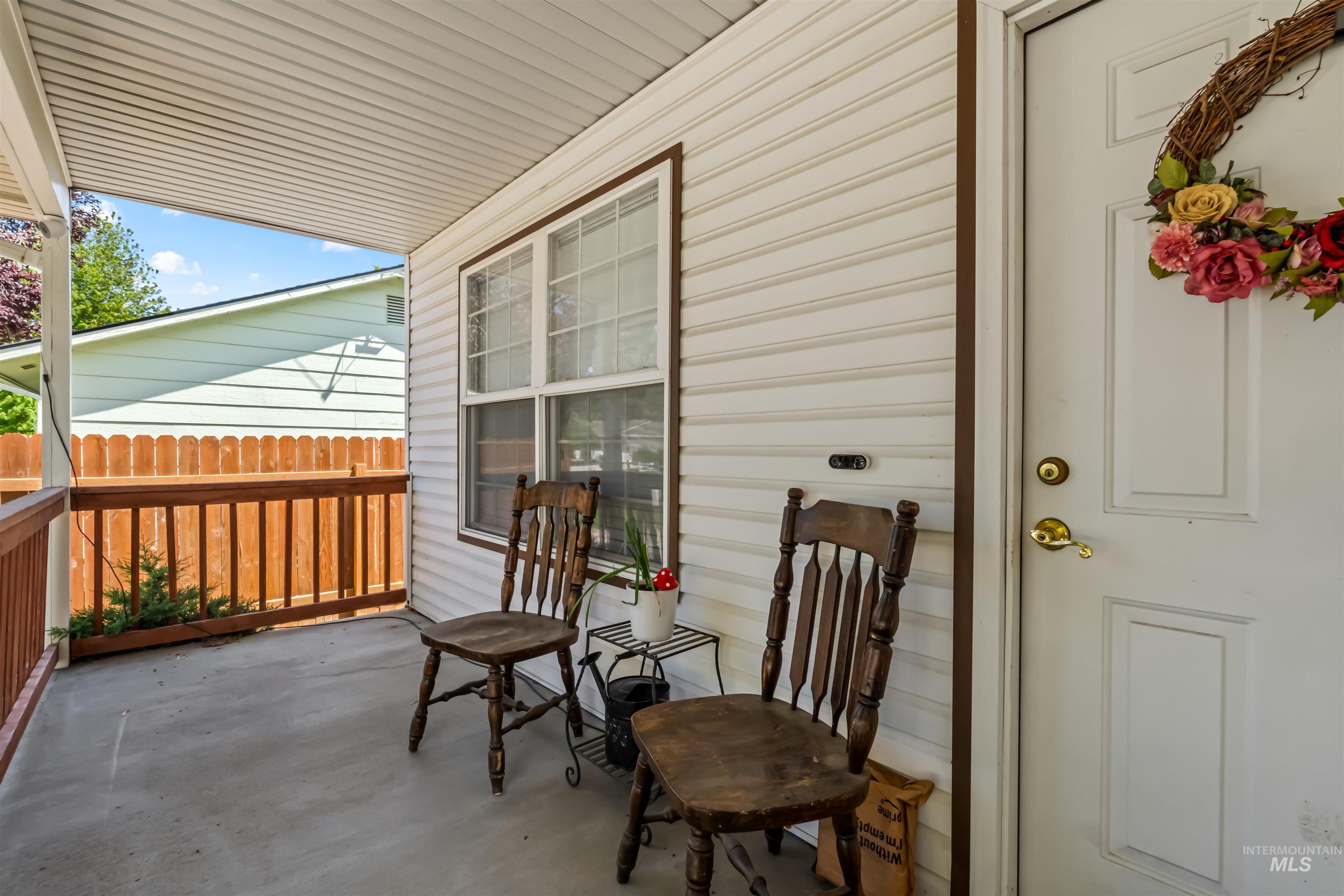12141 W Alfred St Property Photo 8