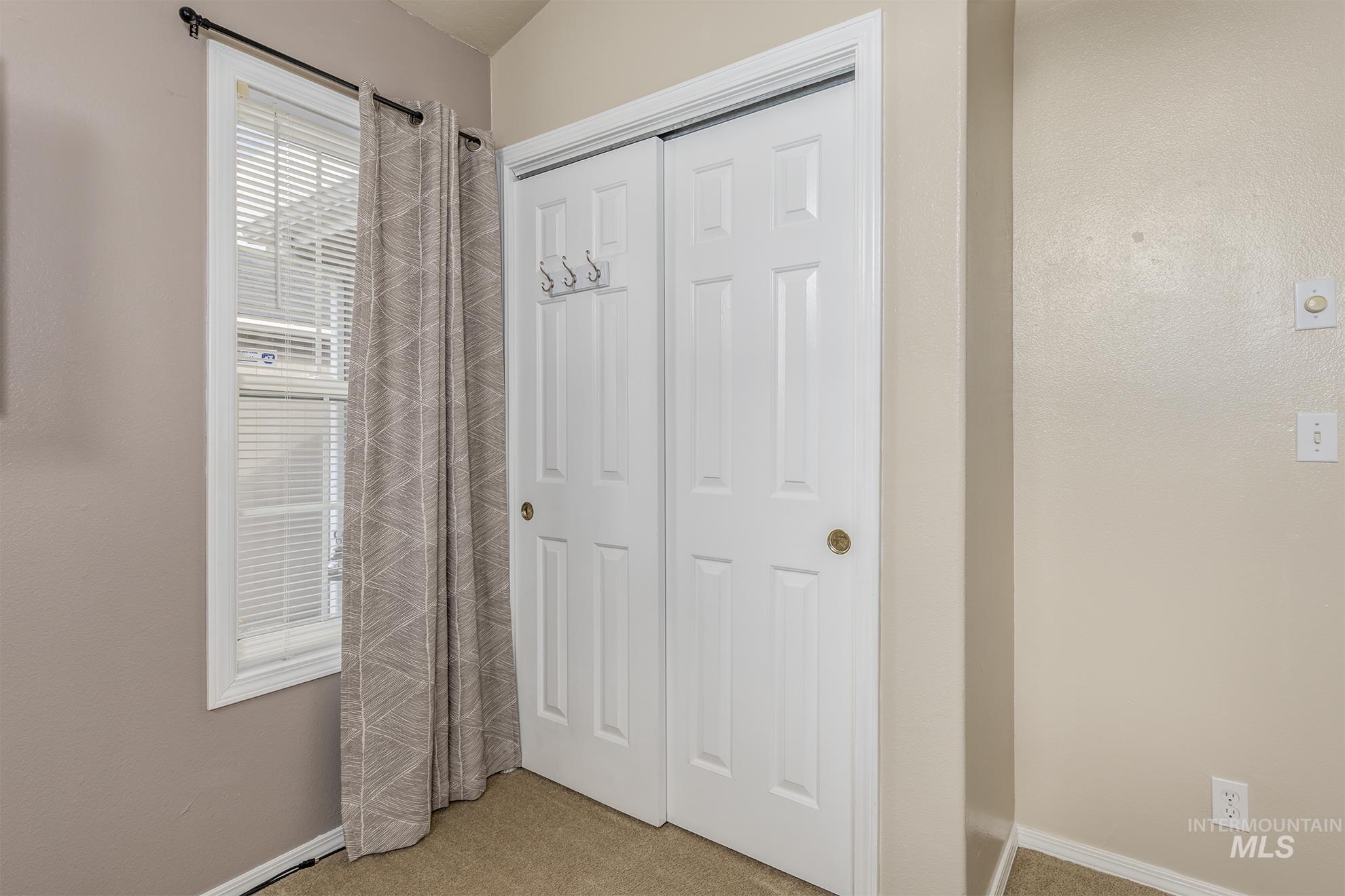910 Jonathan Street Property Photo 18