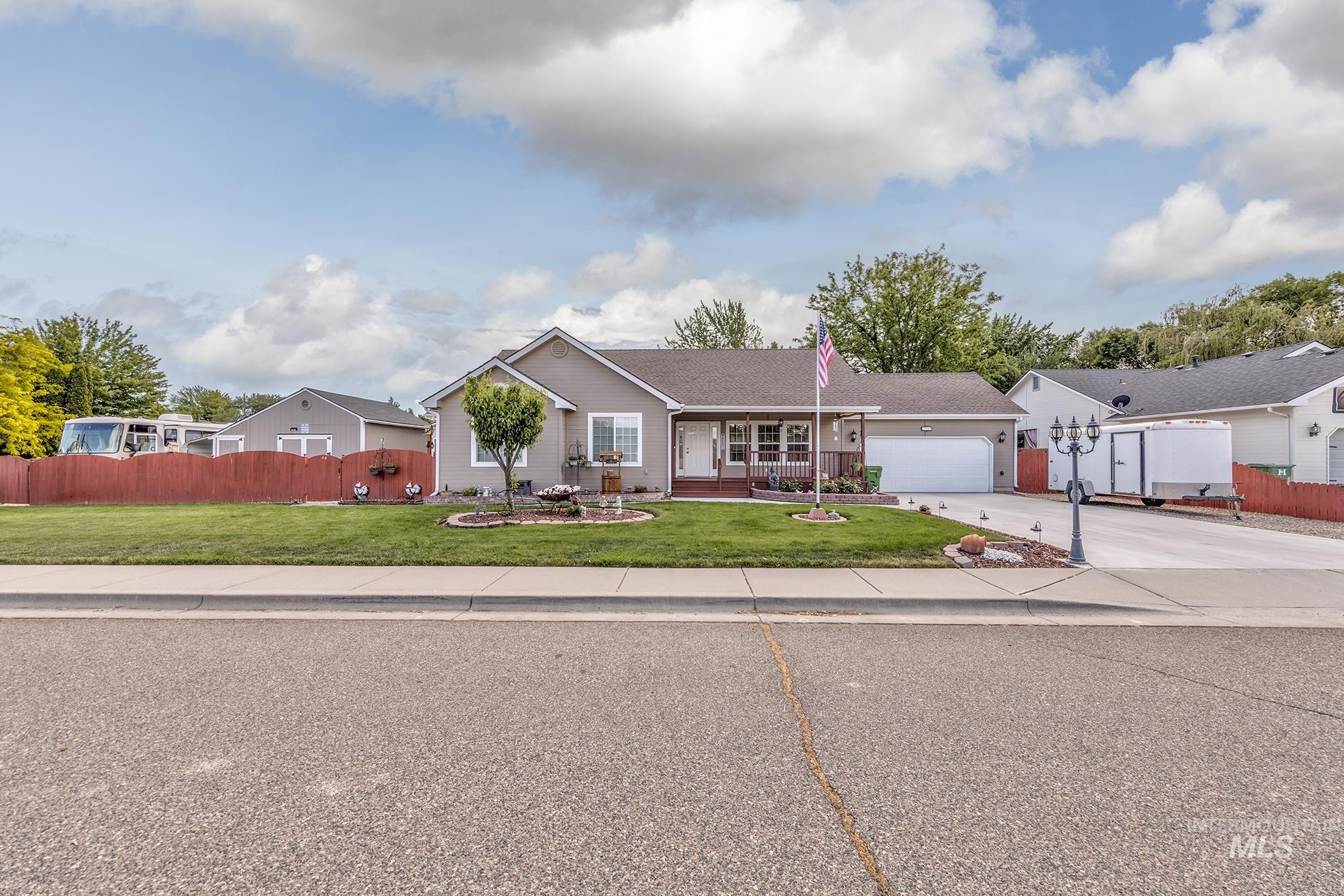 910 Jonathan Street Property Photo 45