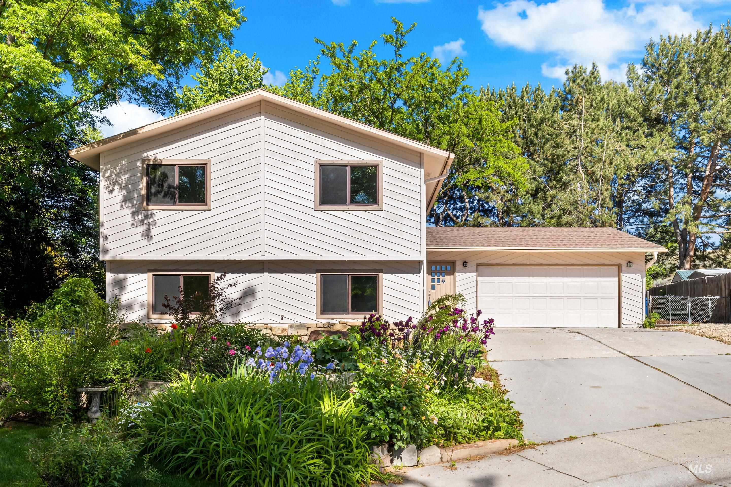 4130 S Ticonderoga Way Property Photo 47