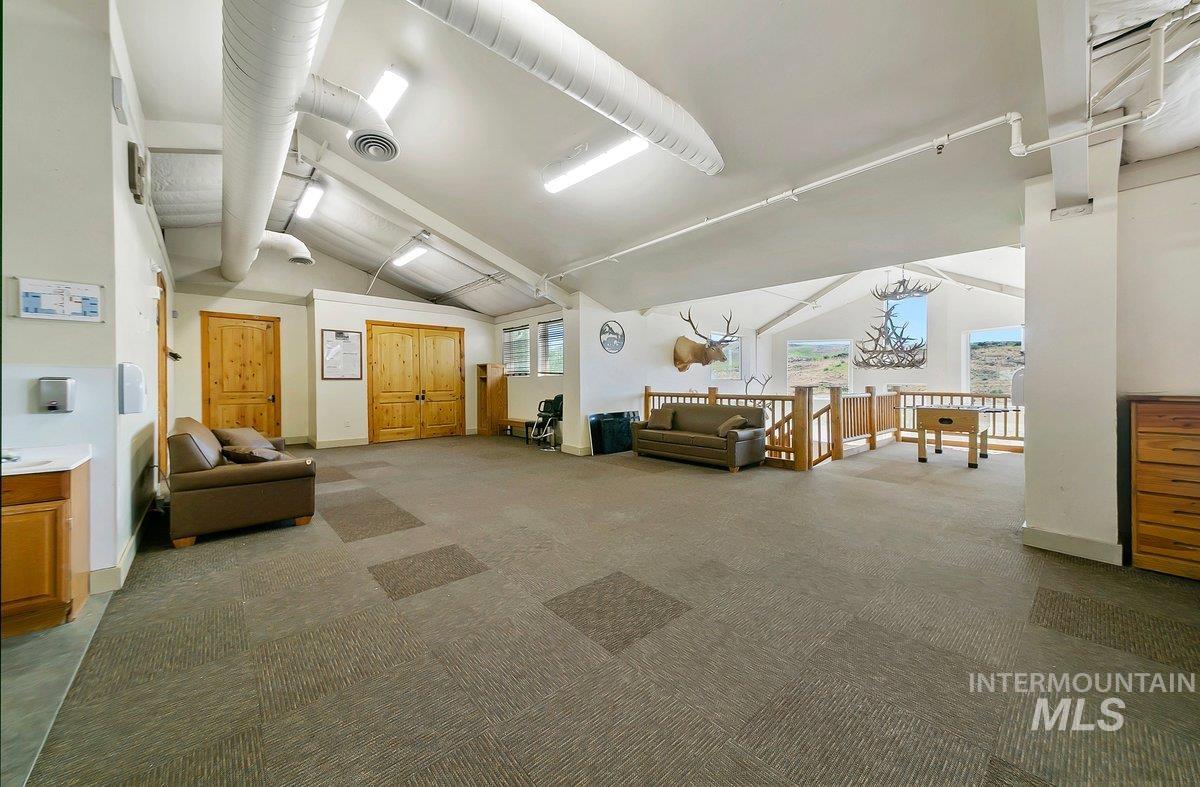 5001 Cherry Gulch Lane Property Photo 10