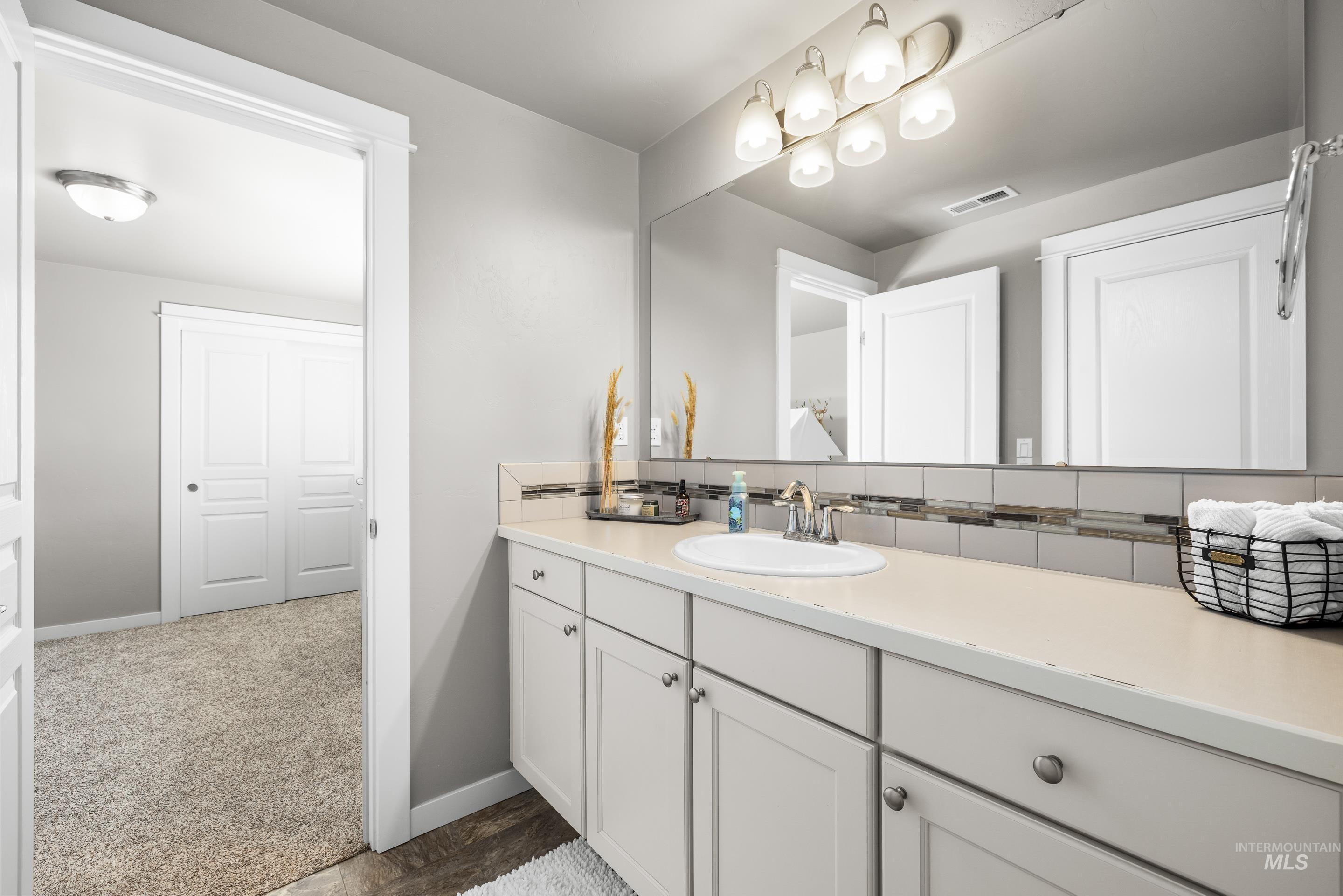 11661 W Baserri Property Photo 39
