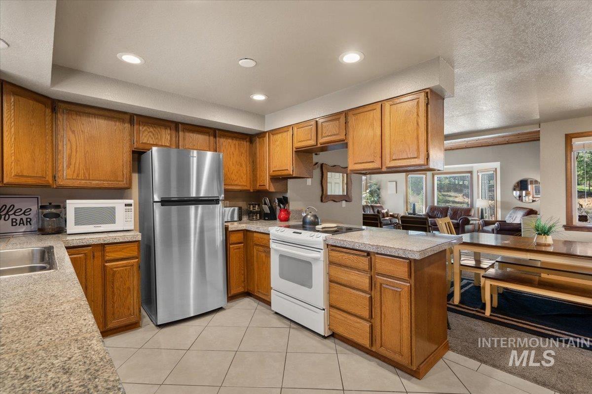 502 Lake Cascade Parkway Property Photo 15