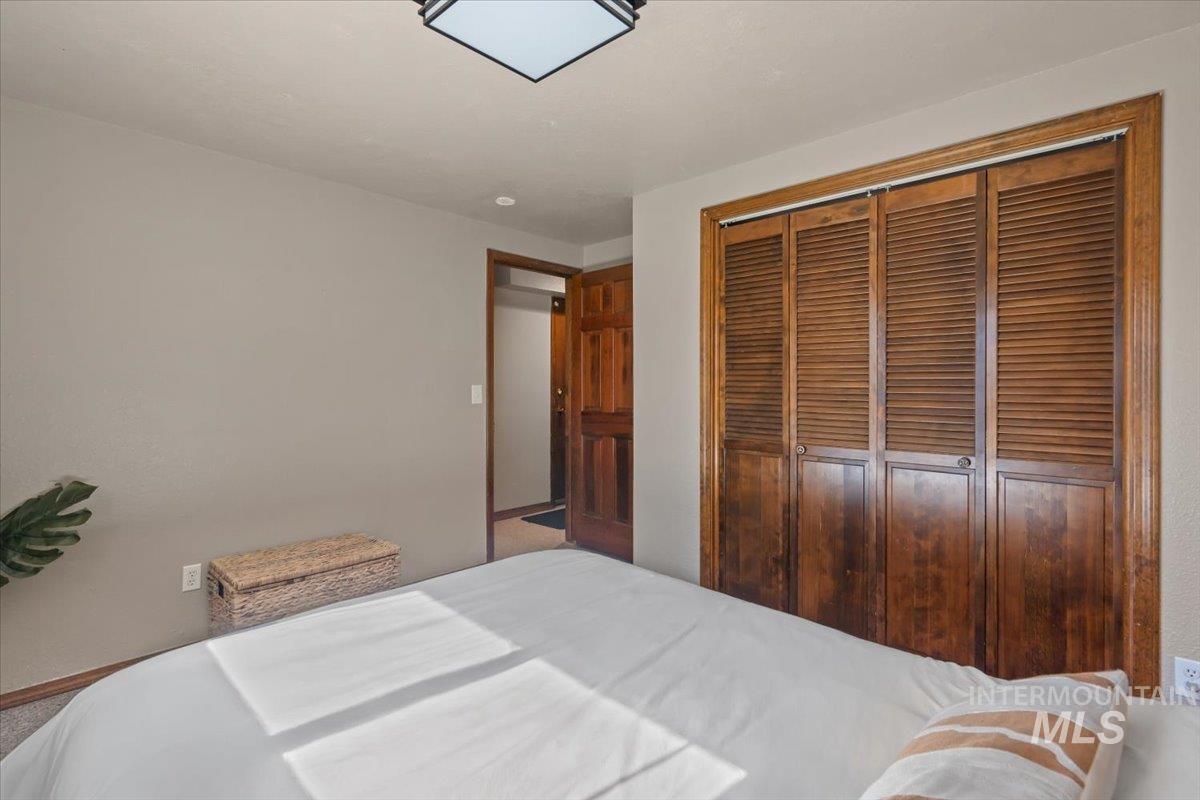 502 Lake Cascade Parkway Property Photo 32