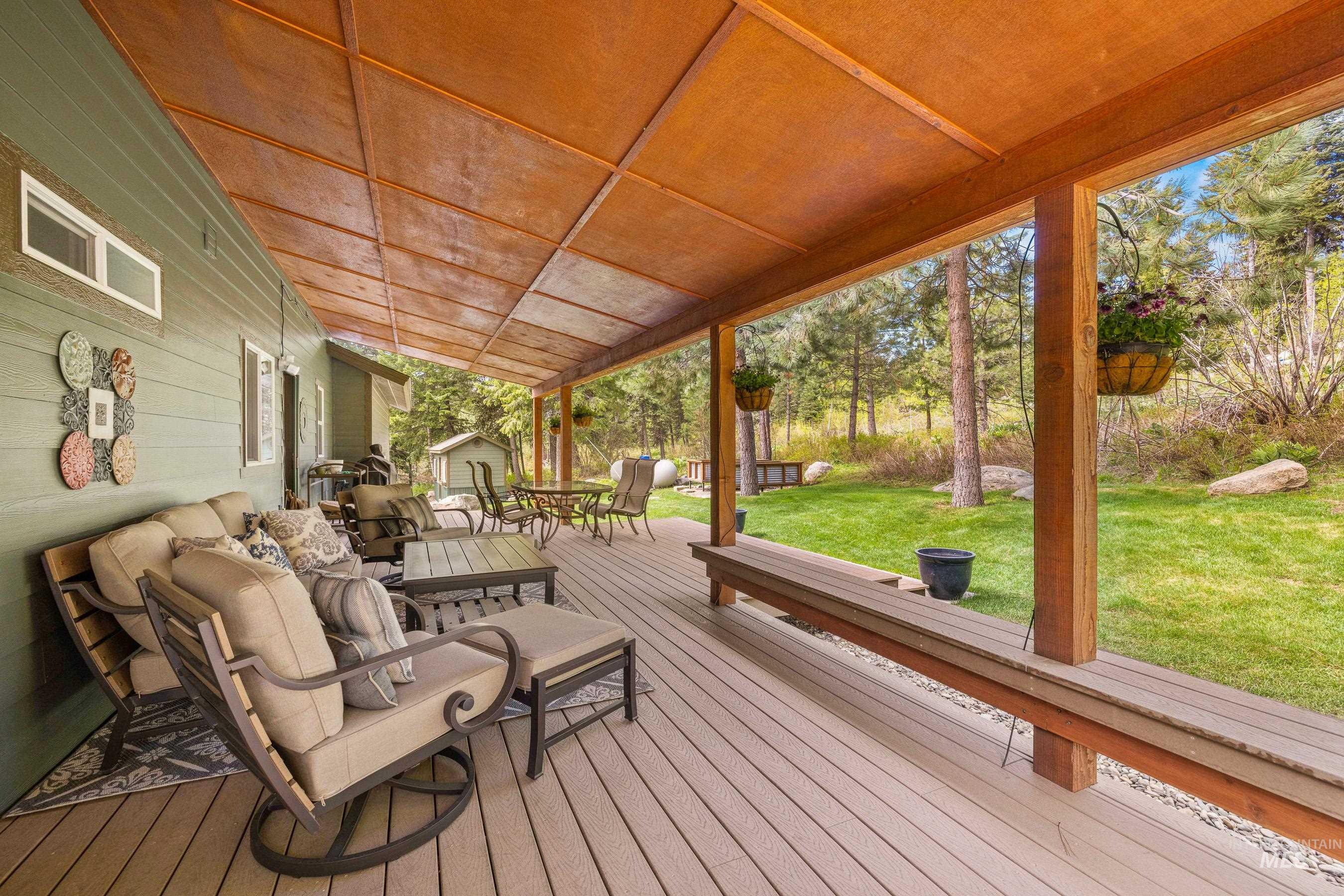 1611 Woodhaven Lane Property Photo 6