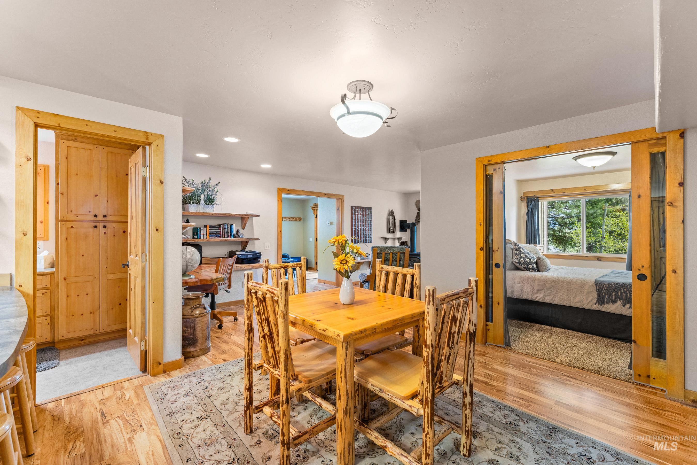 1611 Woodhaven Lane Property Photo 32