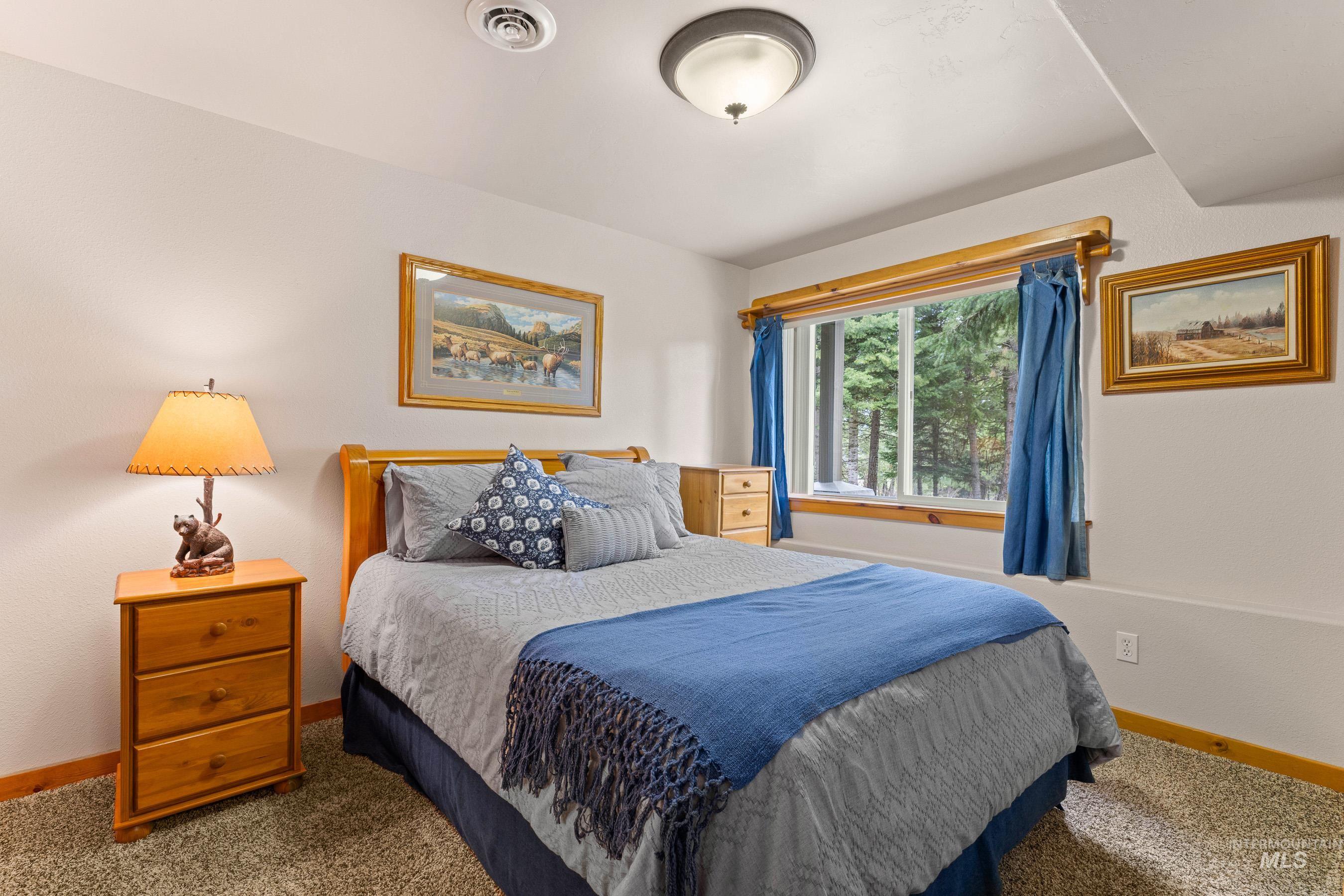 1611 Woodhaven Lane Property Photo 33