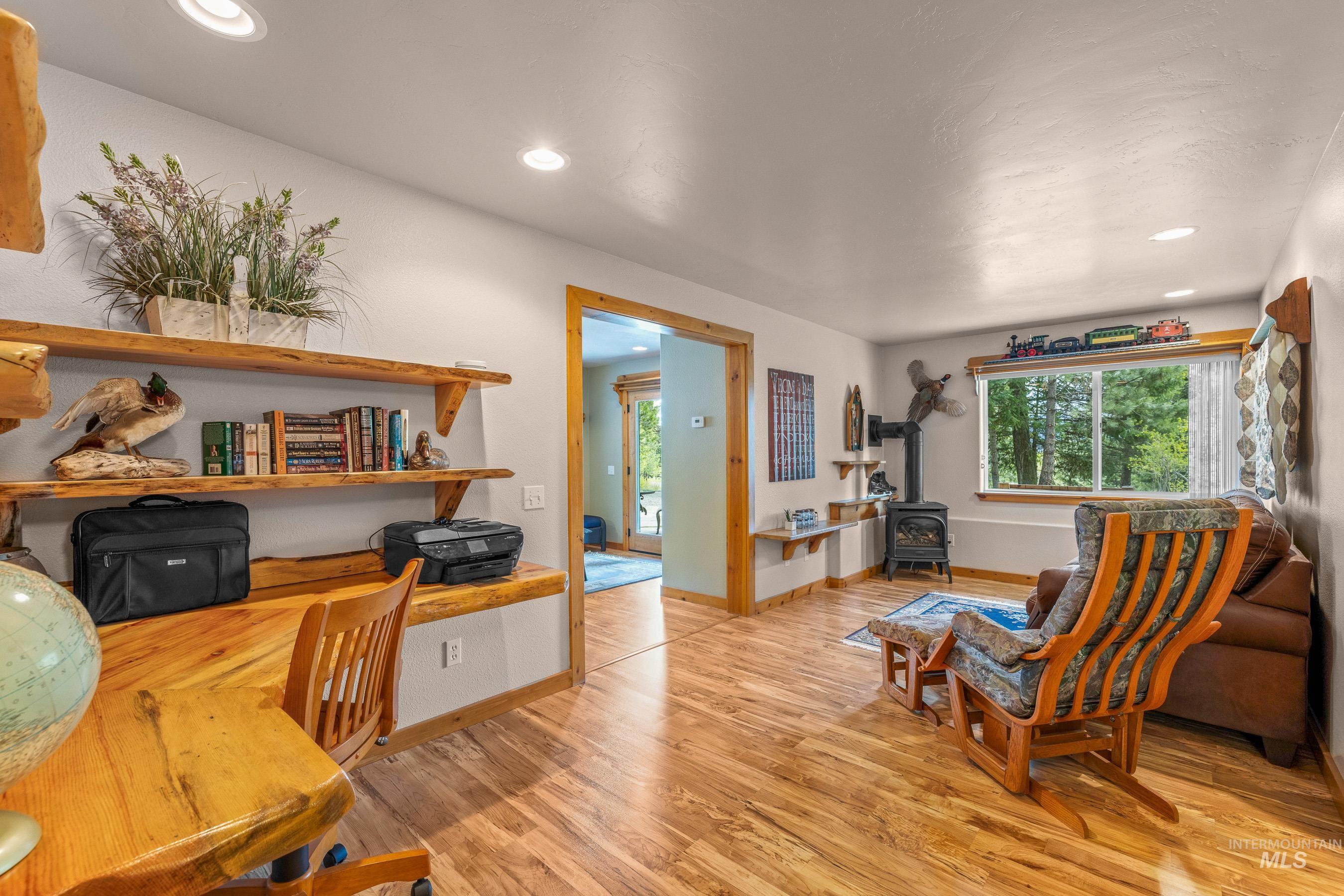 1611 Woodhaven Lane Property Photo 39