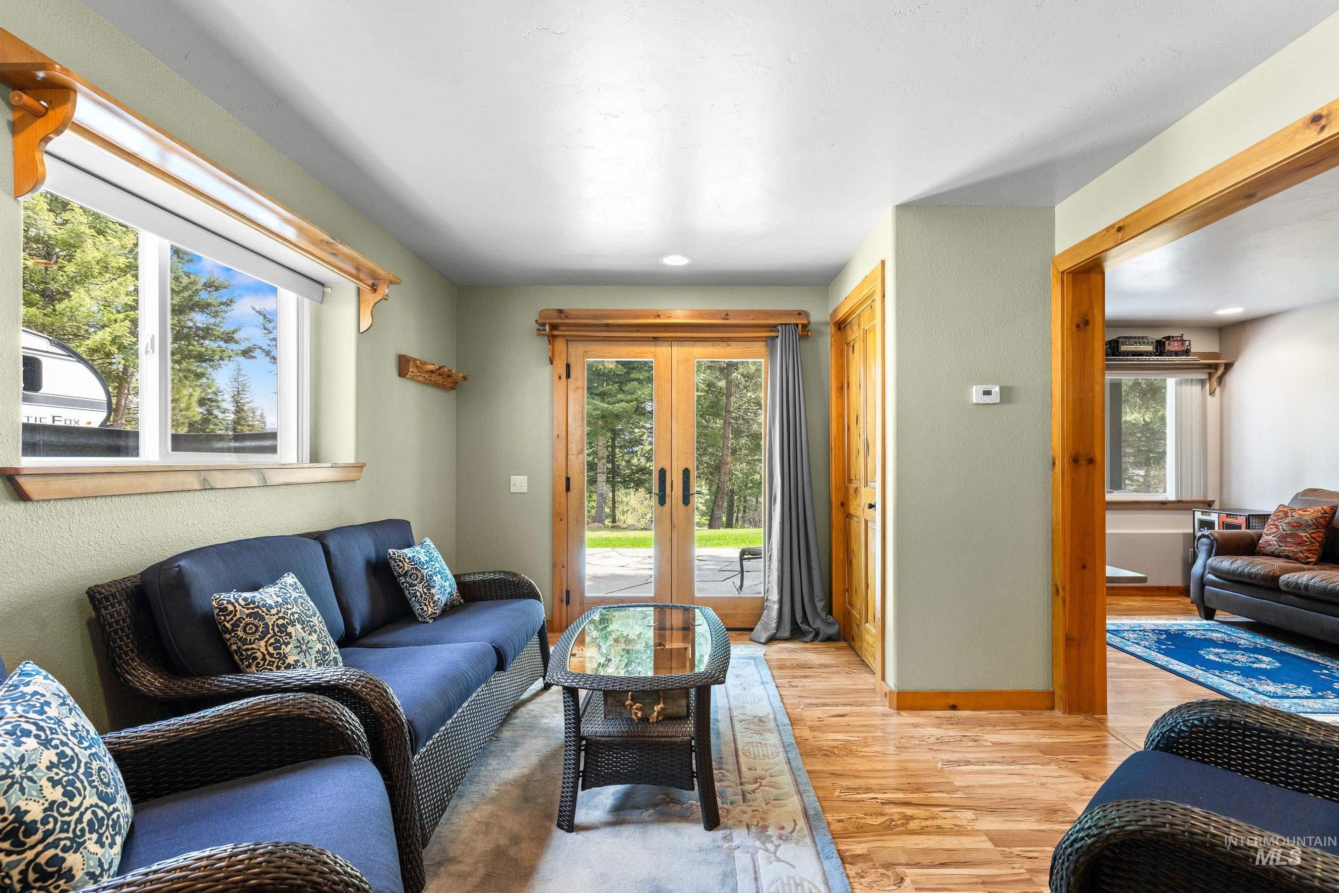 1611 Woodhaven Lane Property Photo 42