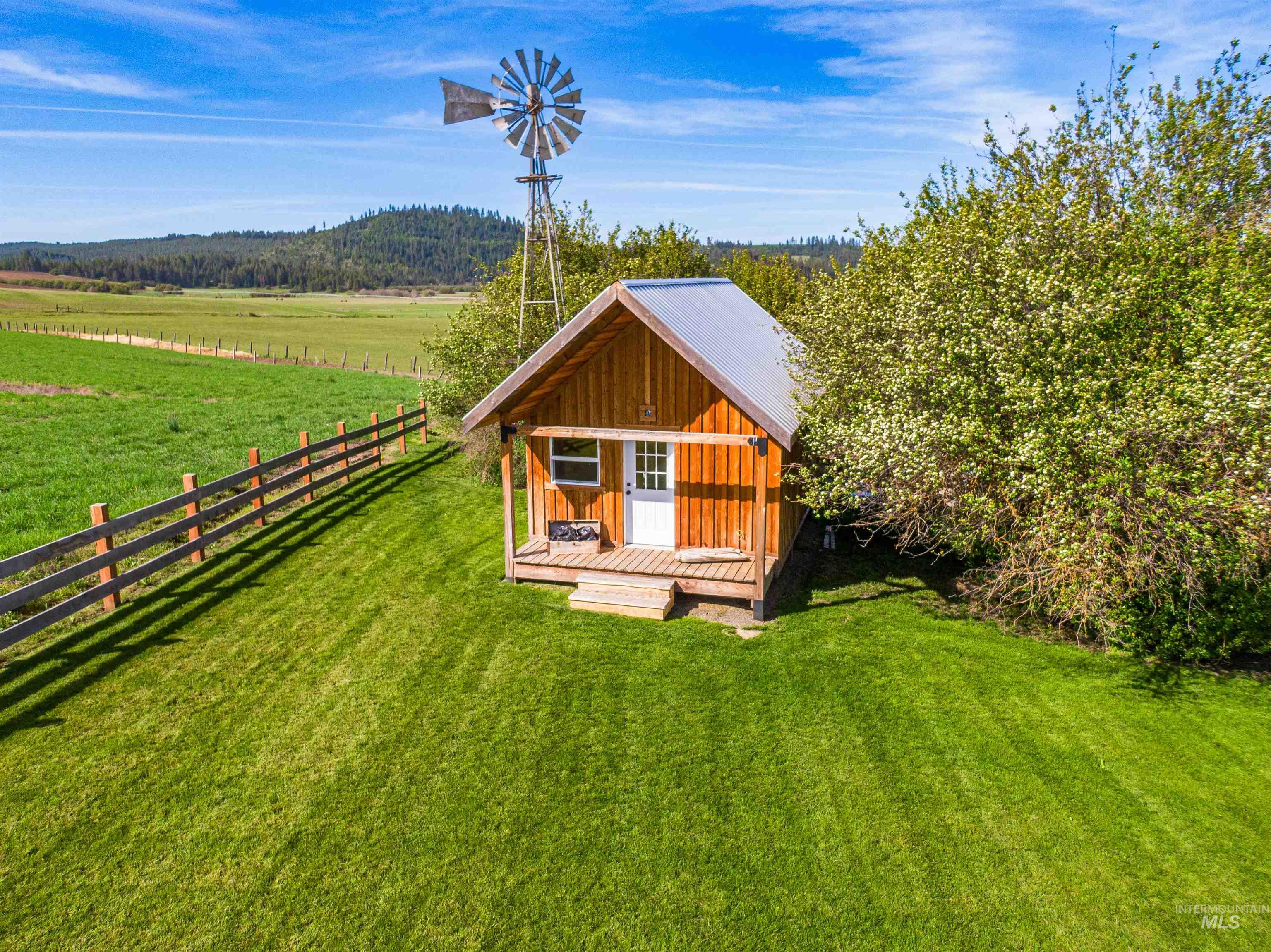1101 Ruby Creek Rd Property Photo 39