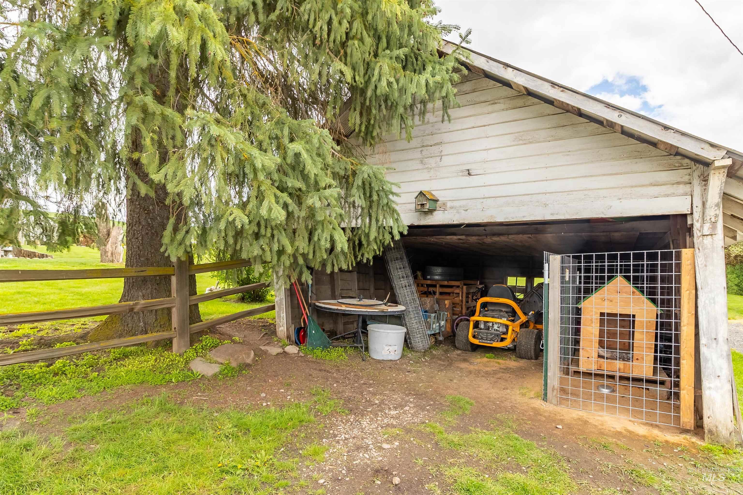 1101 Ruby Creek Rd Property Photo 48
