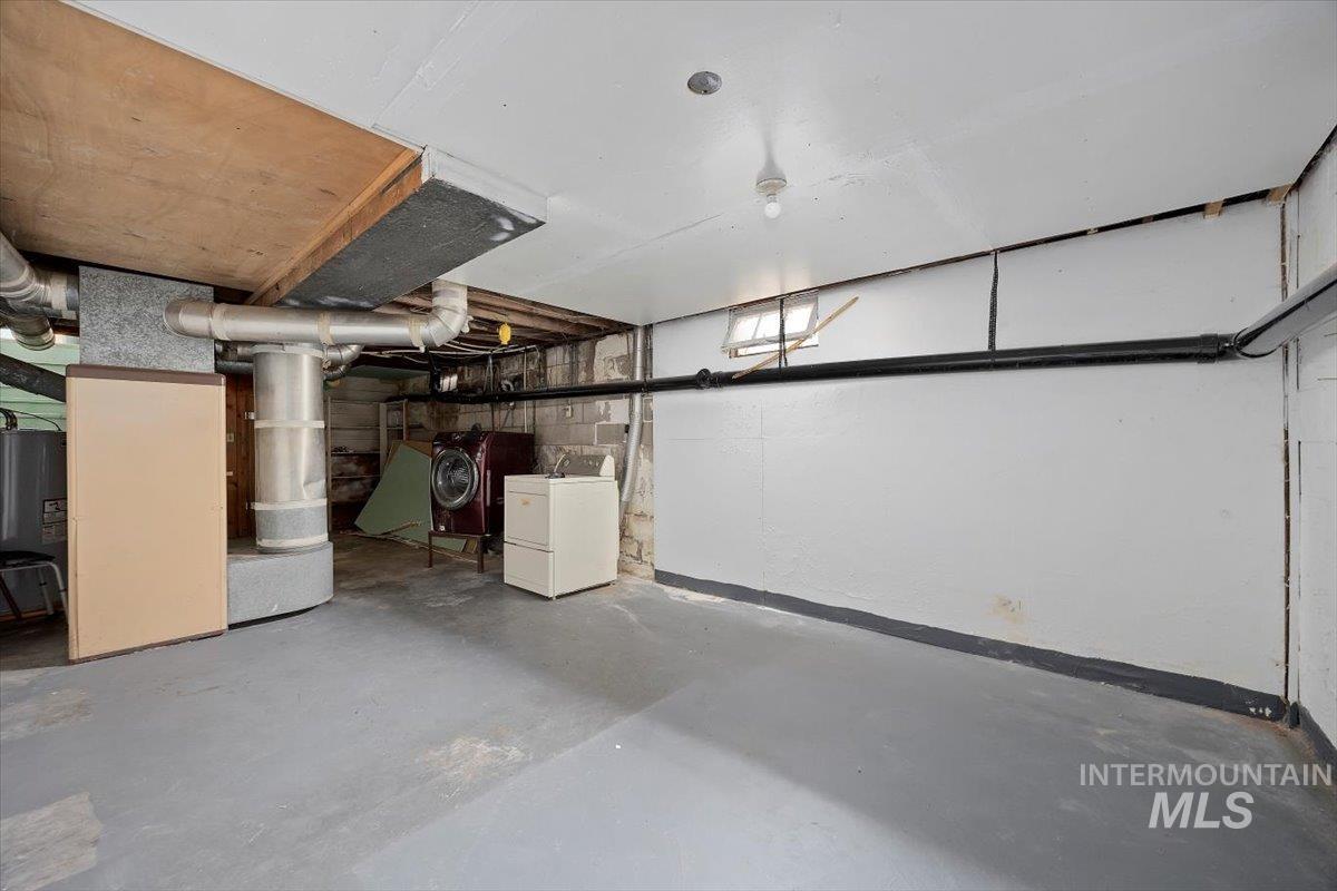 359 Falls Ave W Property Photo 20