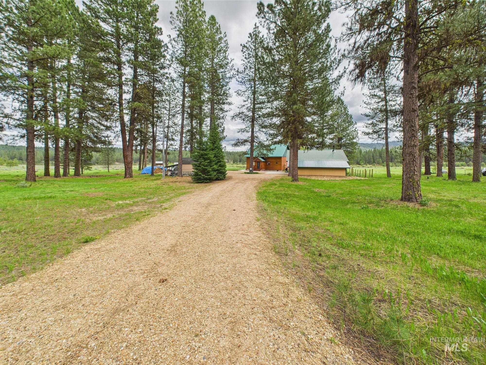 19 Hack Ln Property Photo 2