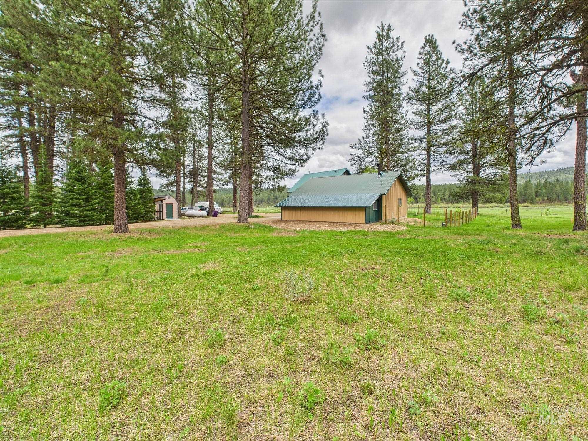 19 Hack Ln Property Photo 4