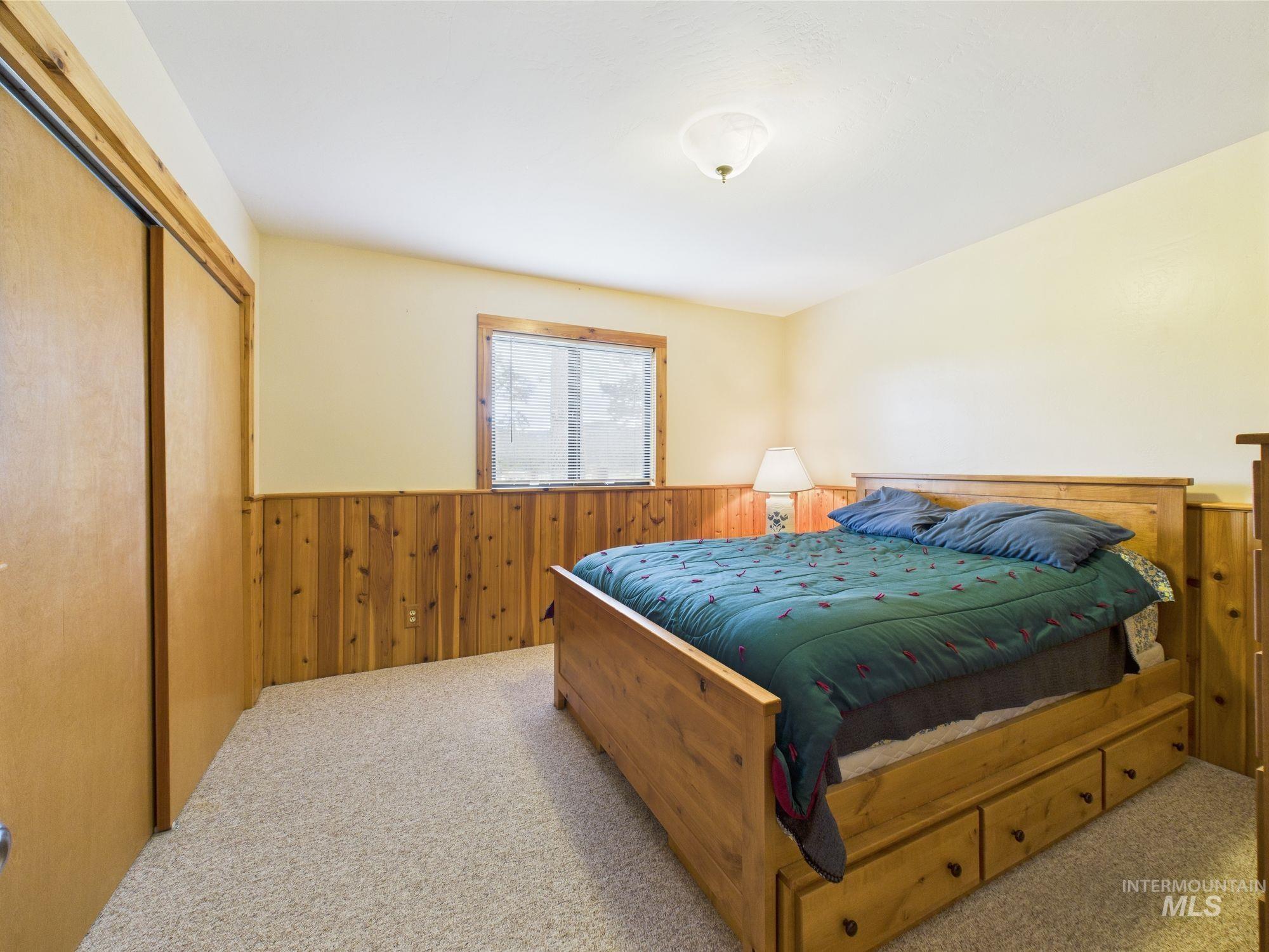 19 Hack Ln Property Photo 27