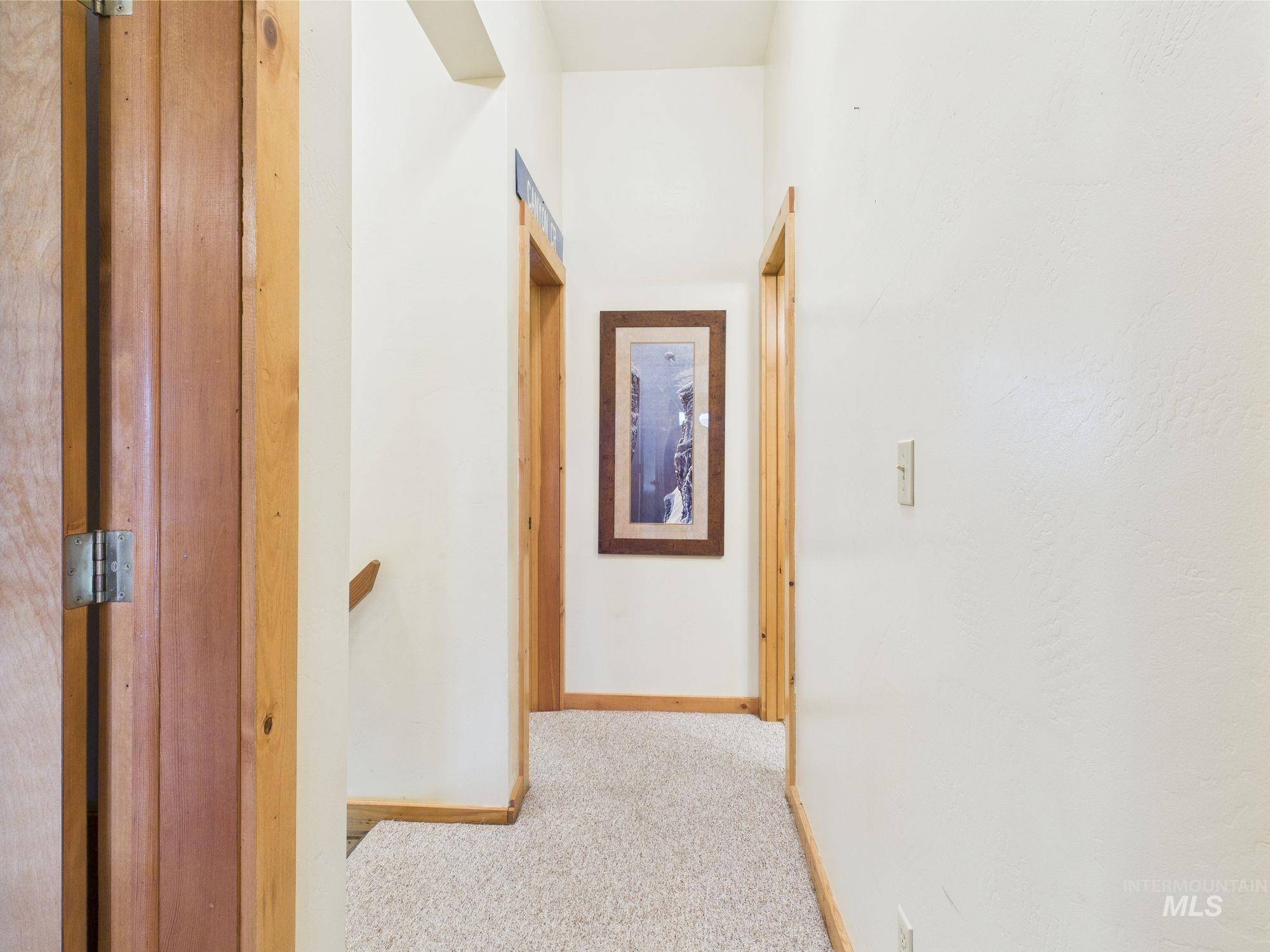 19 Hack Ln Property Photo 37