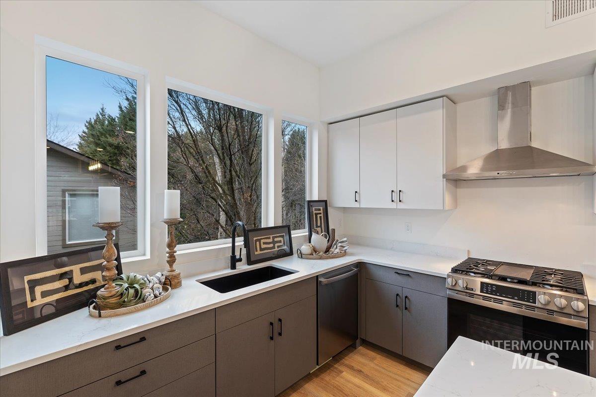 2031 S Makar Ln Property Photo 10