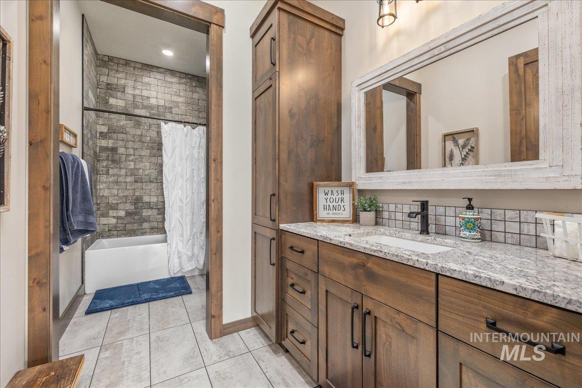 3800 Birch Lane Property Photo 20