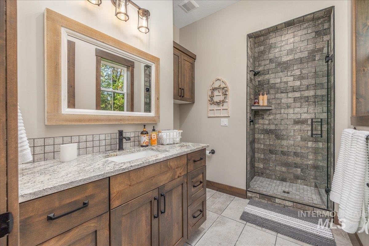 3800 Birch Lane Property Photo 23