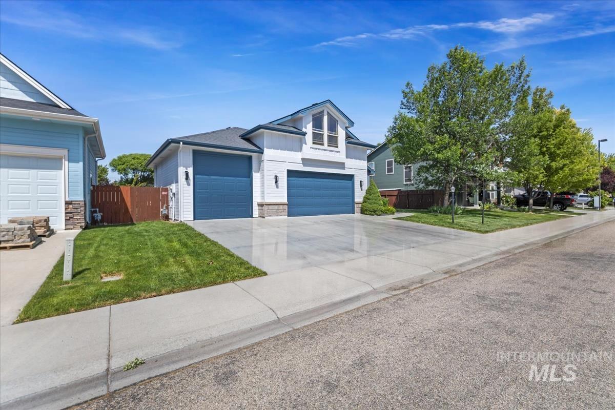 12580 W Mardia Street Property Photo 1