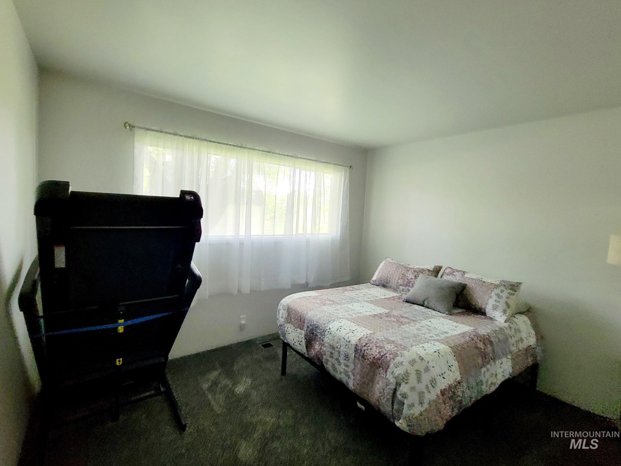 102 N Hornet Creek Rd Property Photo 25