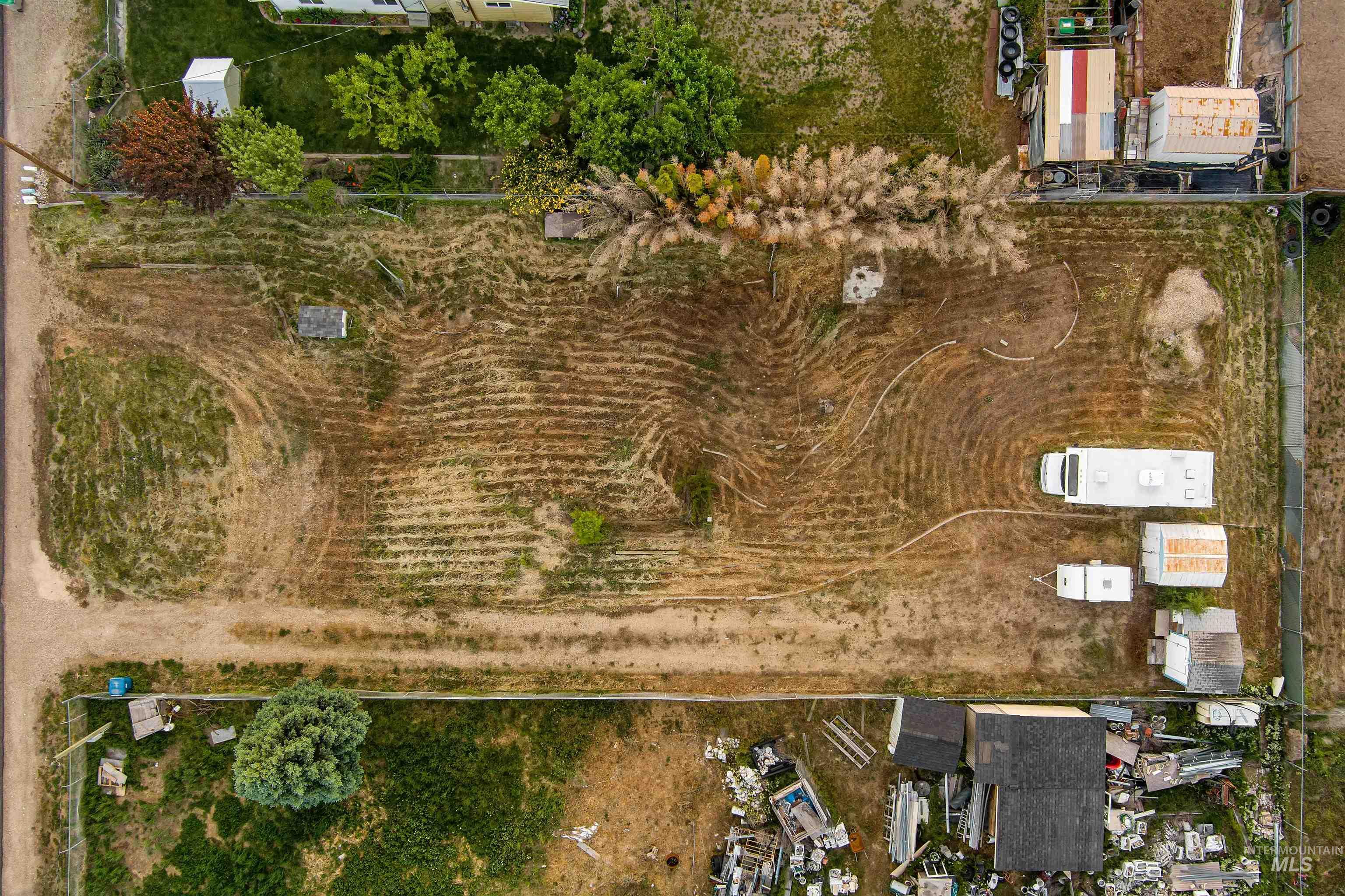 10166 Claudia Property Photo 2