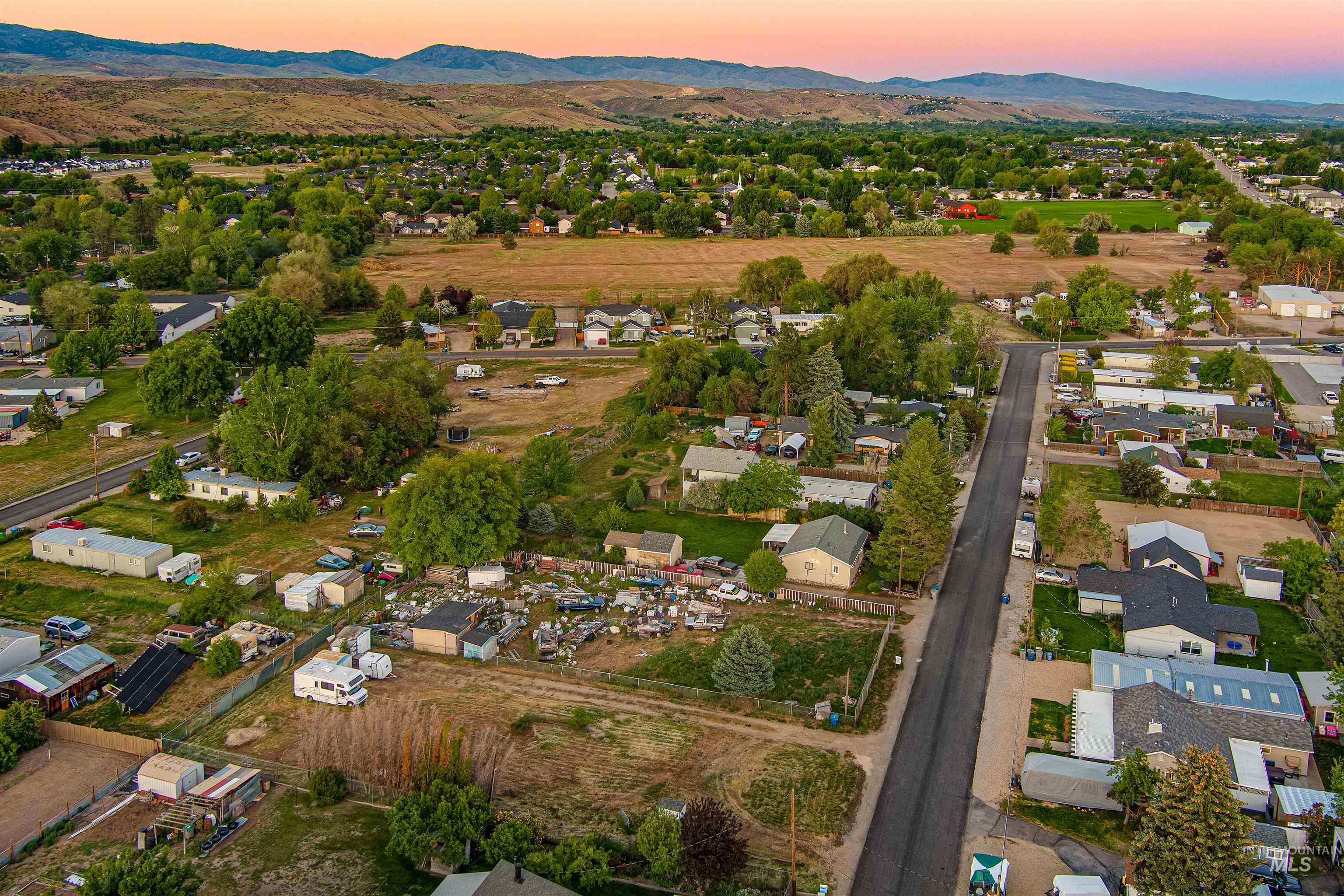 10166 Claudia Property Photo 4
