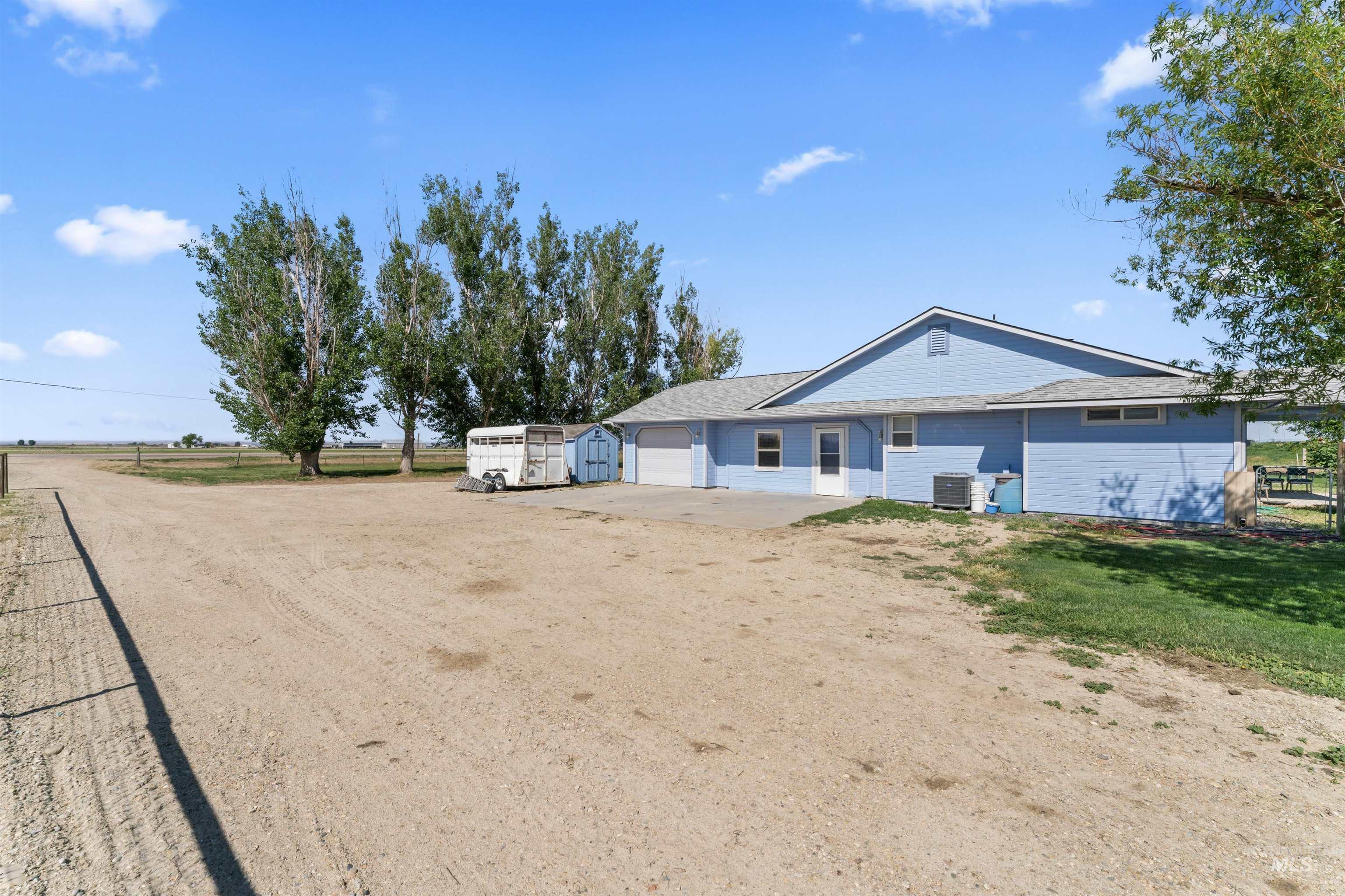 24677 Hwy 19 Property Photo 14