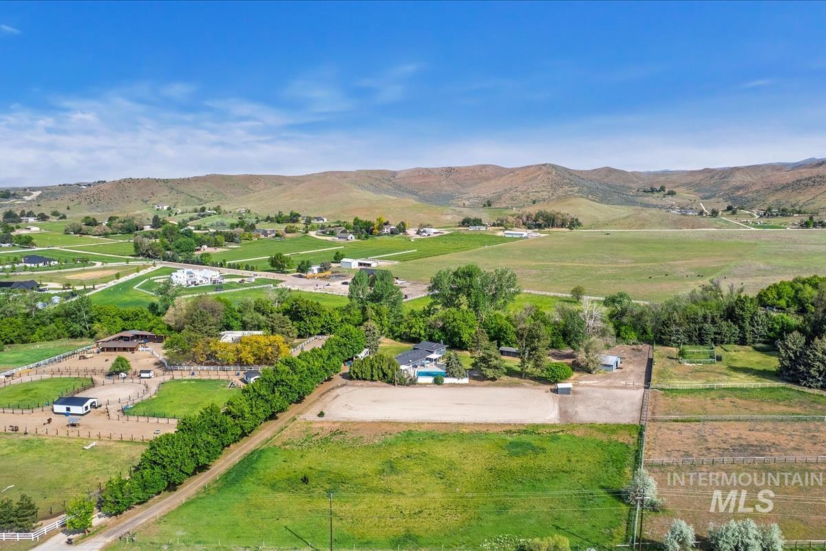 13343 N Horseshoe Bend Rd Property Photo 1