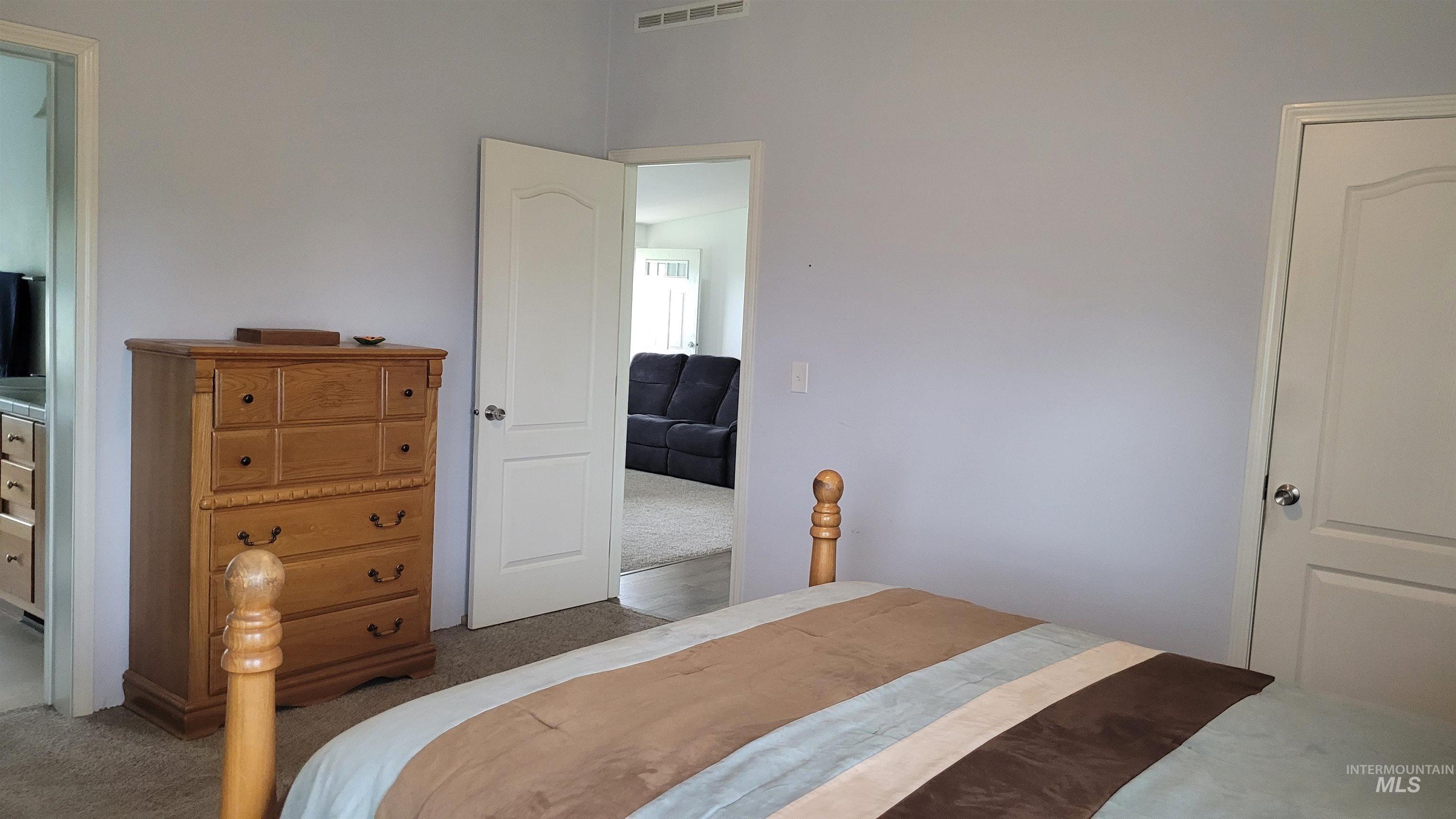 1455 S 2190 E Property Photo 3