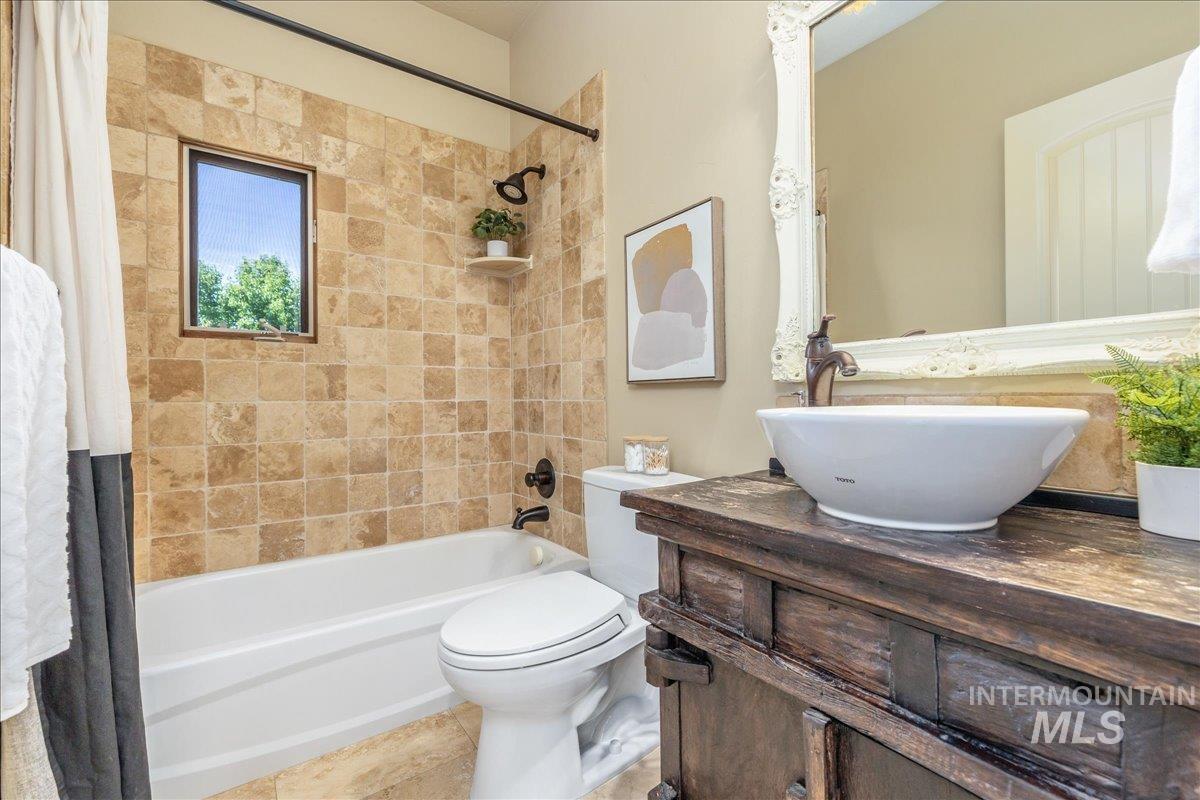 3608 N Prospect Way Property Photo 32