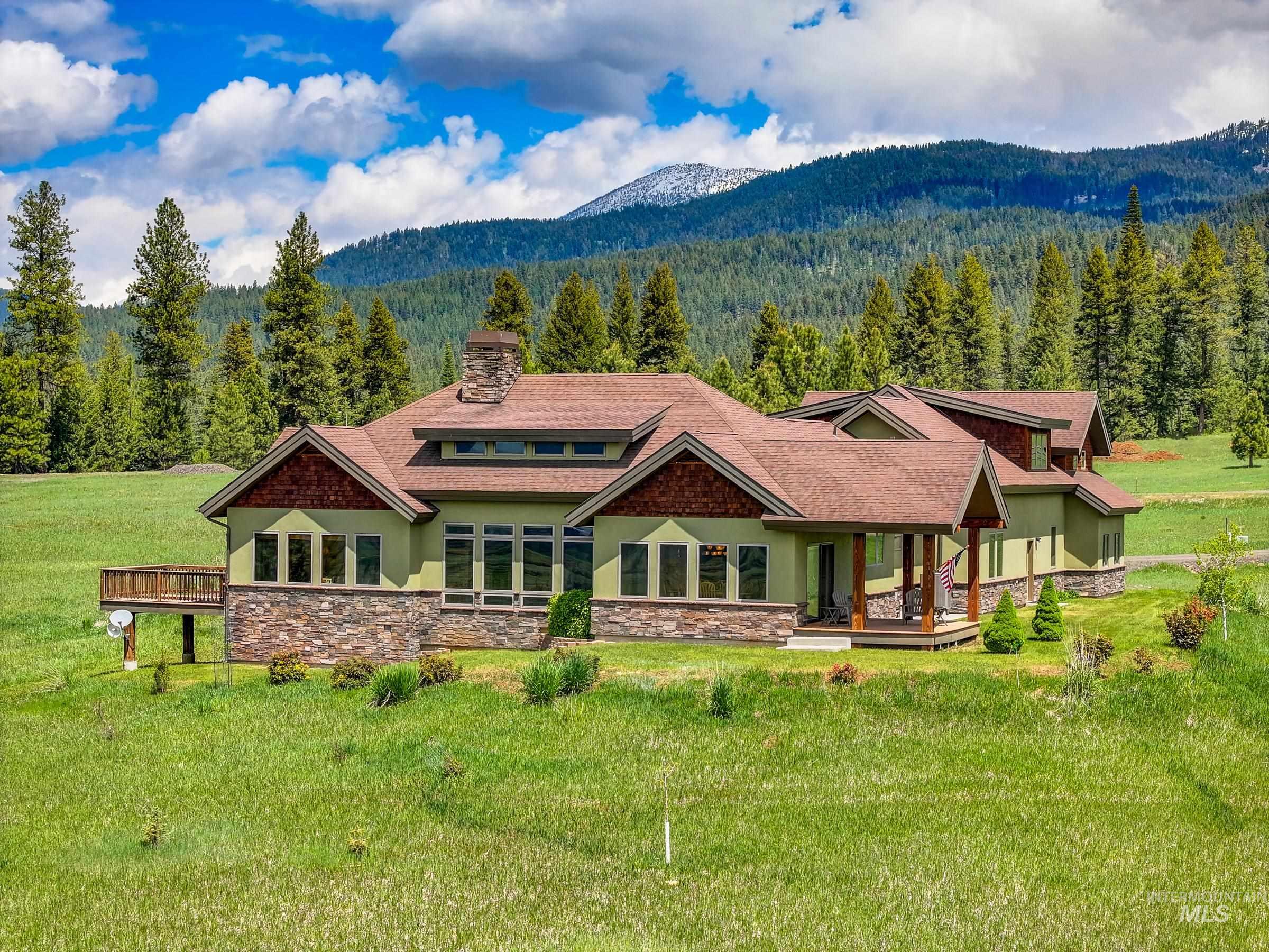 3306 Walking Horse Circle Property Photo 1