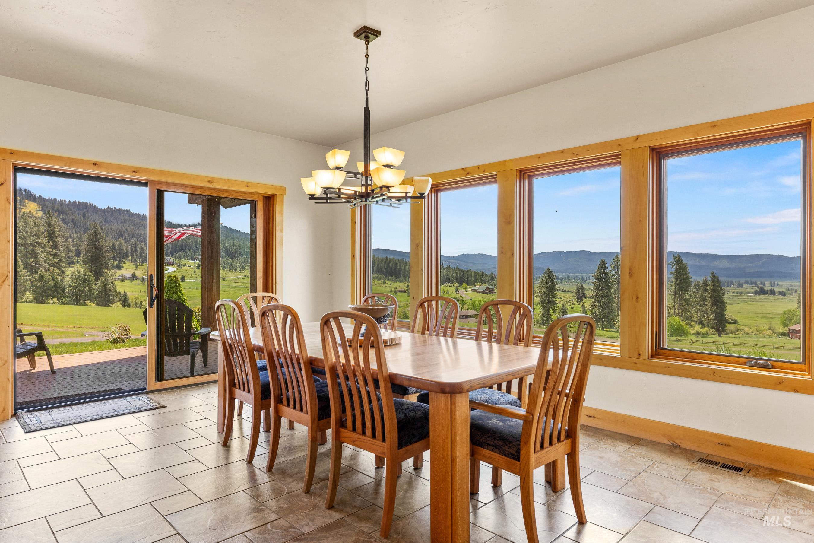 3306 Walking Horse Circle Property Photo 11