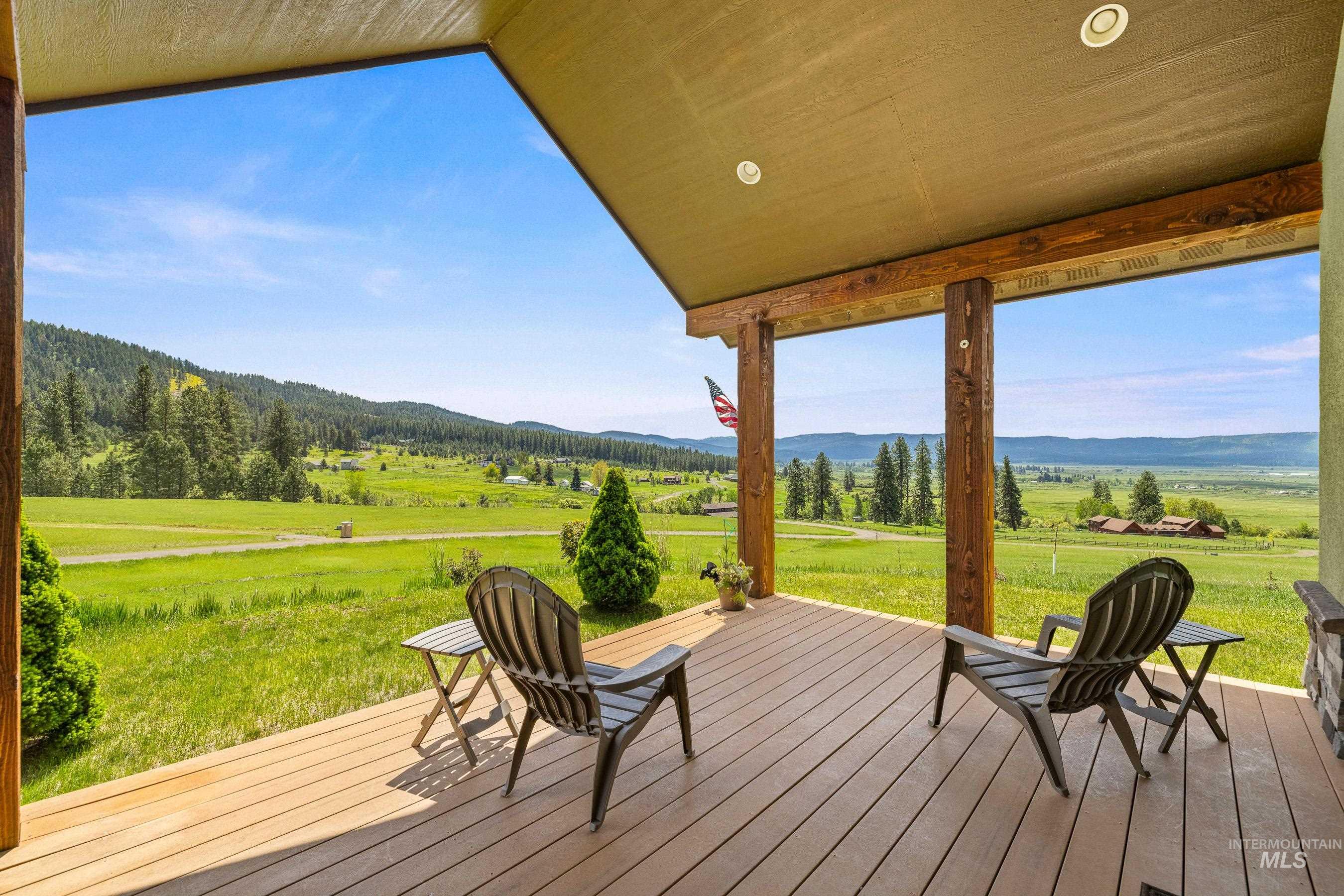 3306 Walking Horse Circle Property Photo 12