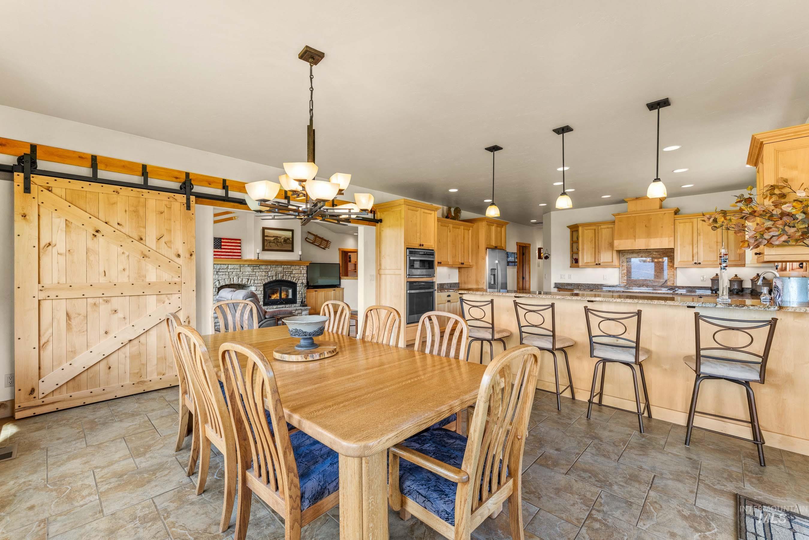 3306 Walking Horse Circle Property Photo 15