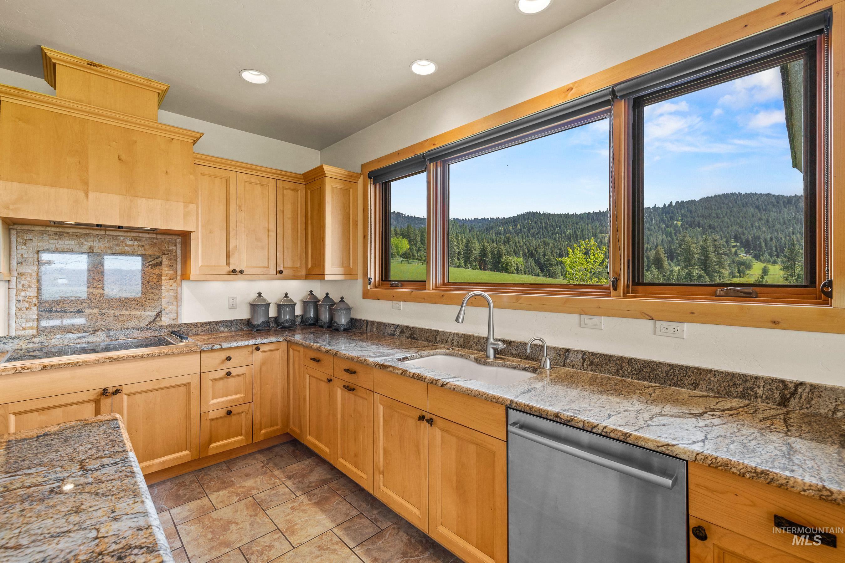 3306 Walking Horse Circle Property Photo 19