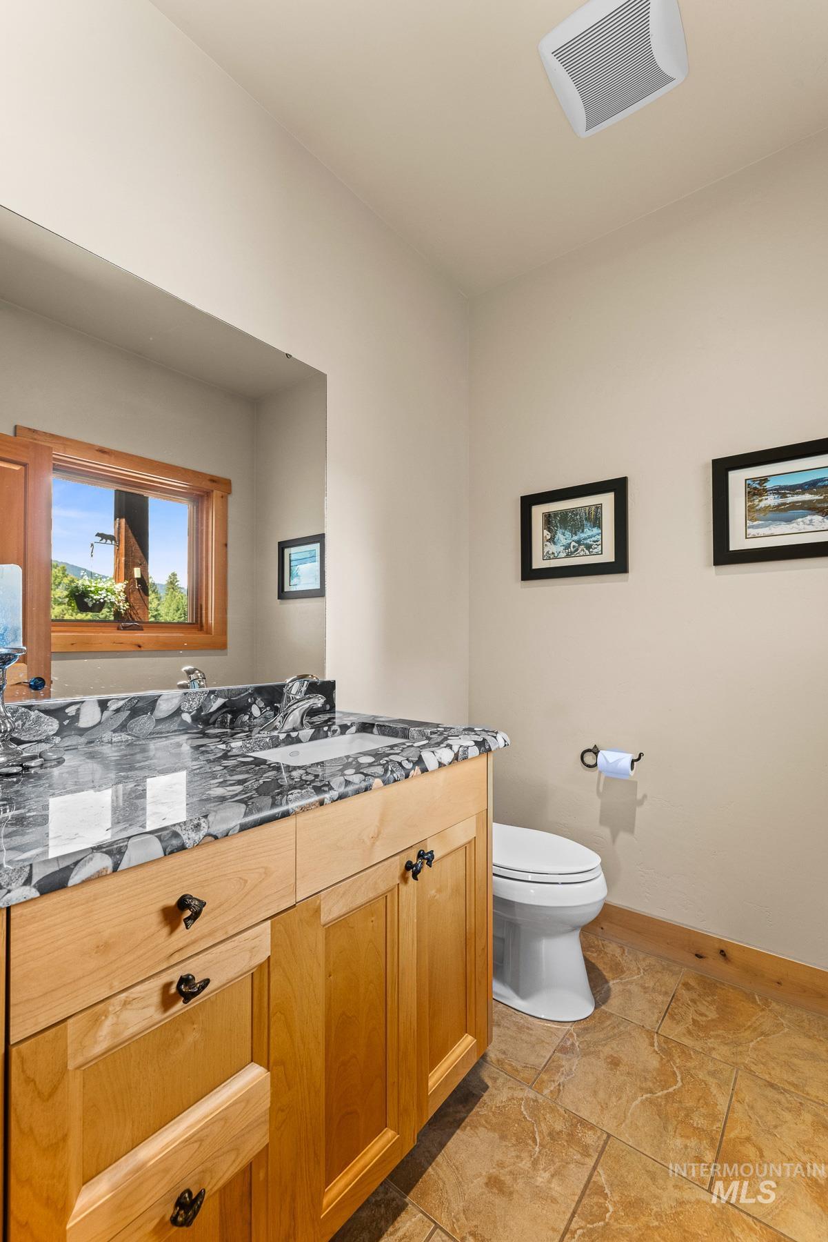 3306 Walking Horse Circle Property Photo 24