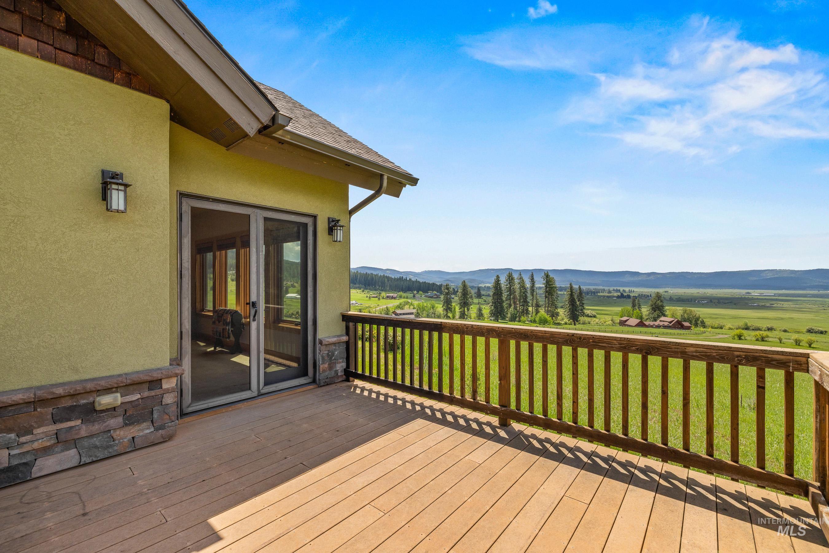 3306 Walking Horse Circle Property Photo 27
