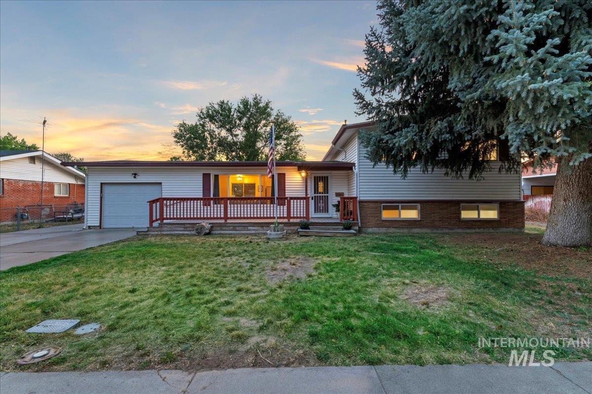 1115 N 6th E Property Photo 1