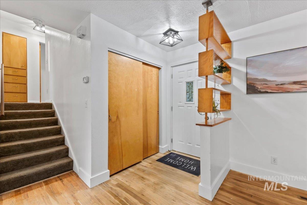 1115 N 6th E Property Photo 4