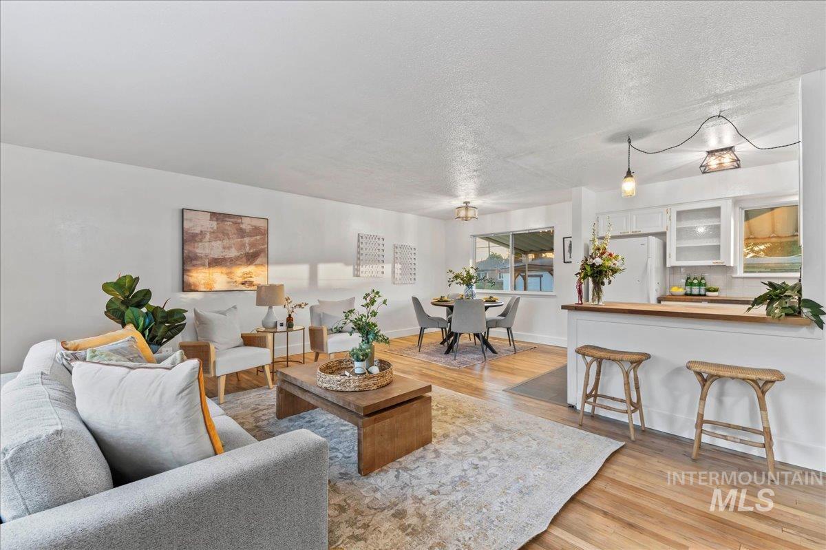 1115 N 6th E Property Photo 7