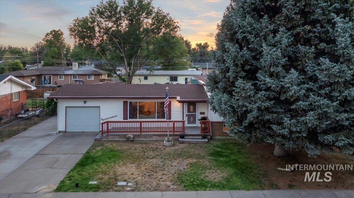 1115 N 6th E Property Photo 43