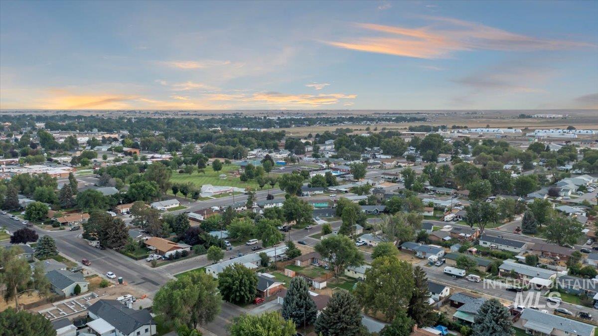 1115 N 6th E Property Photo 46