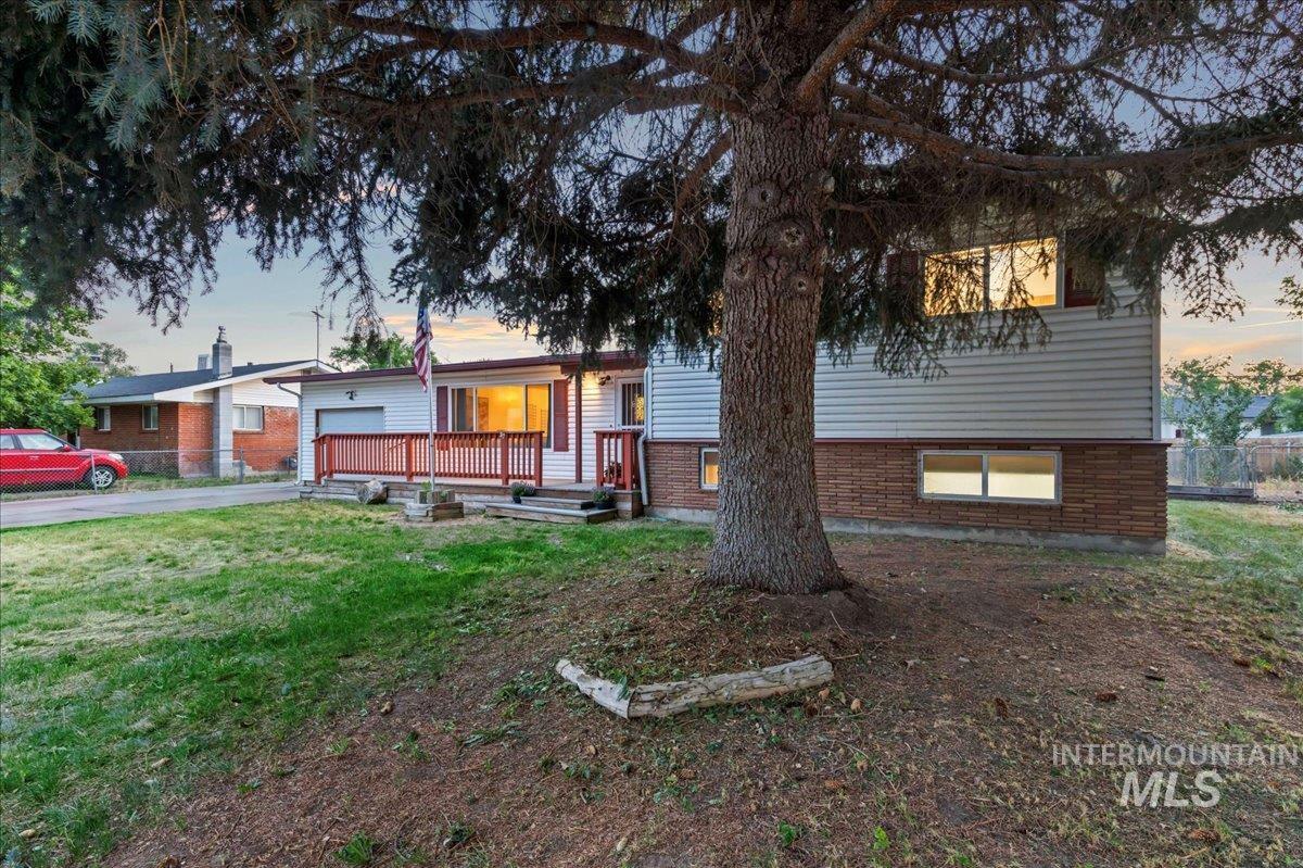 1115 N 6th E Property Photo 48