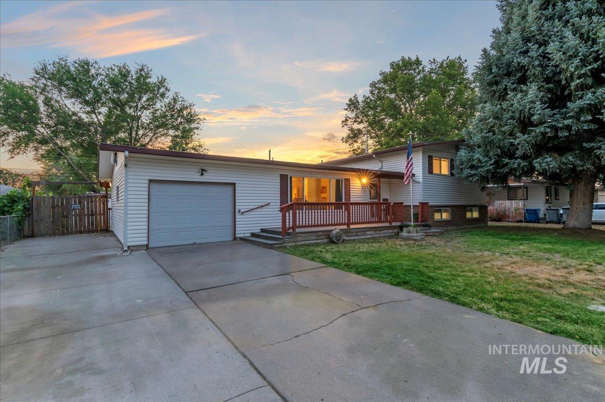 1115 N 6th E Property Photo 49