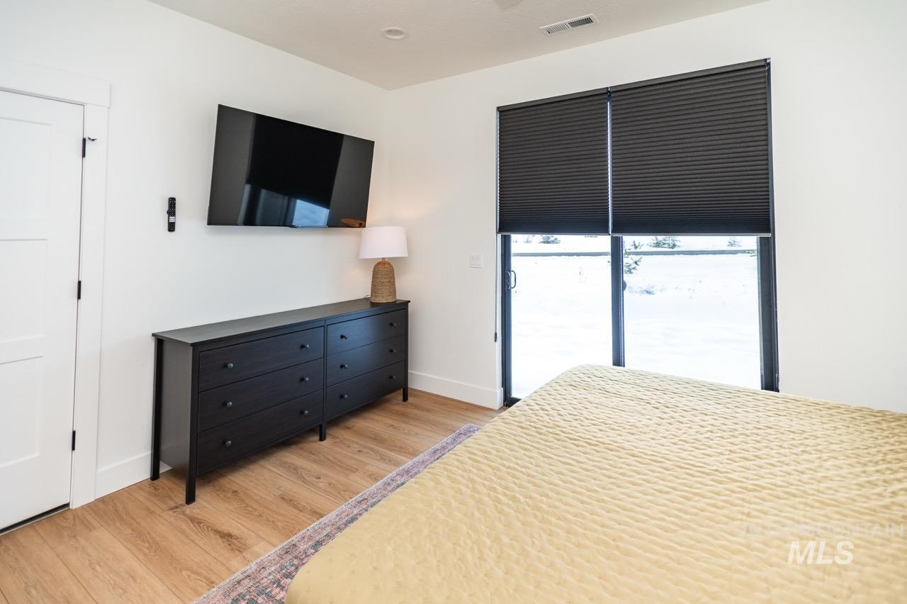 1047 Kaitlyn Loop Property Photo 18