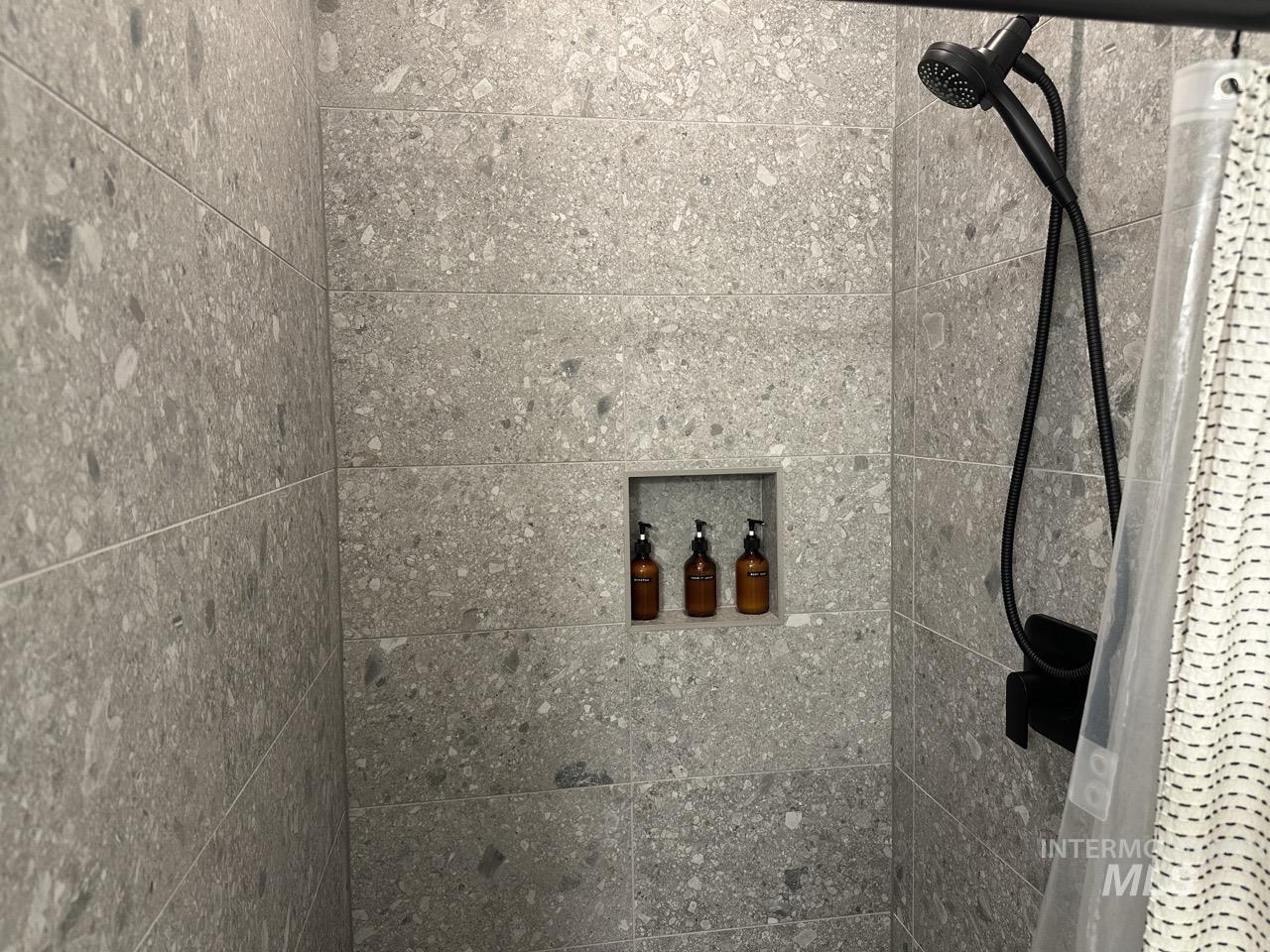 1047 Kaitlyn Loop Property Photo 29