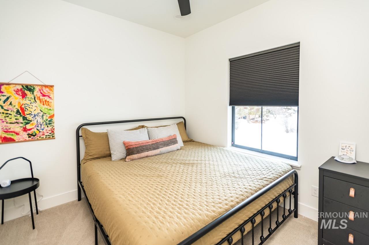 1047 Kaitlyn Loop Property Photo 42