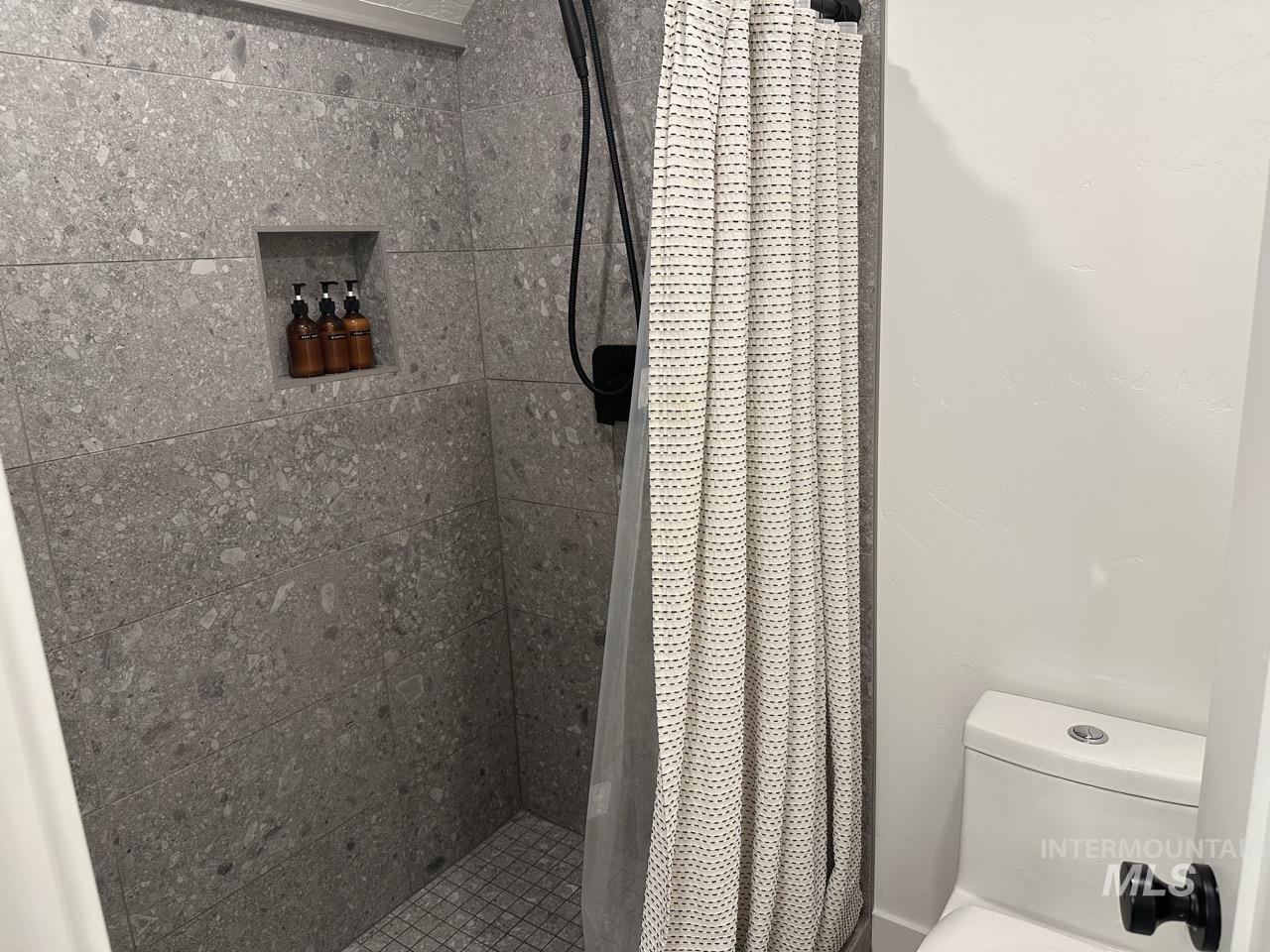 1047 Kaitlyn Loop Property Photo 44