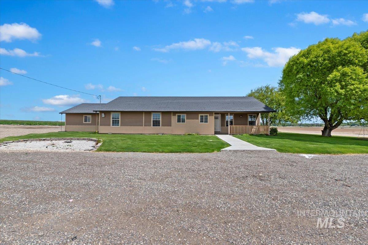 11716 S Emerald Road Property Photo 2